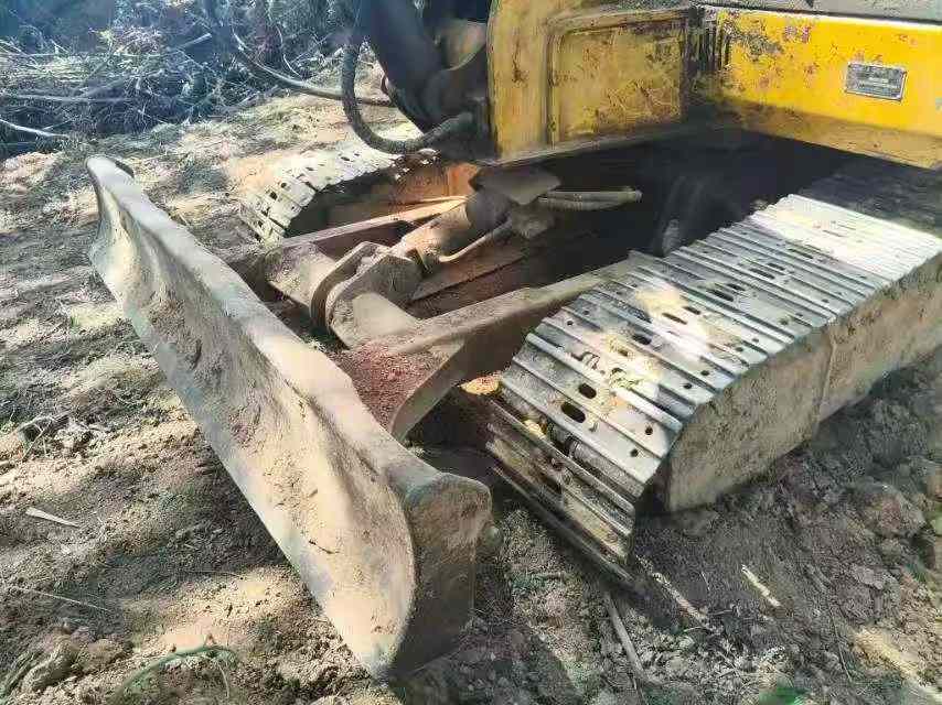 Buy XCMG LW60G Used Excavator / 4 Buy XCMG LW60G Used Excavator / 4