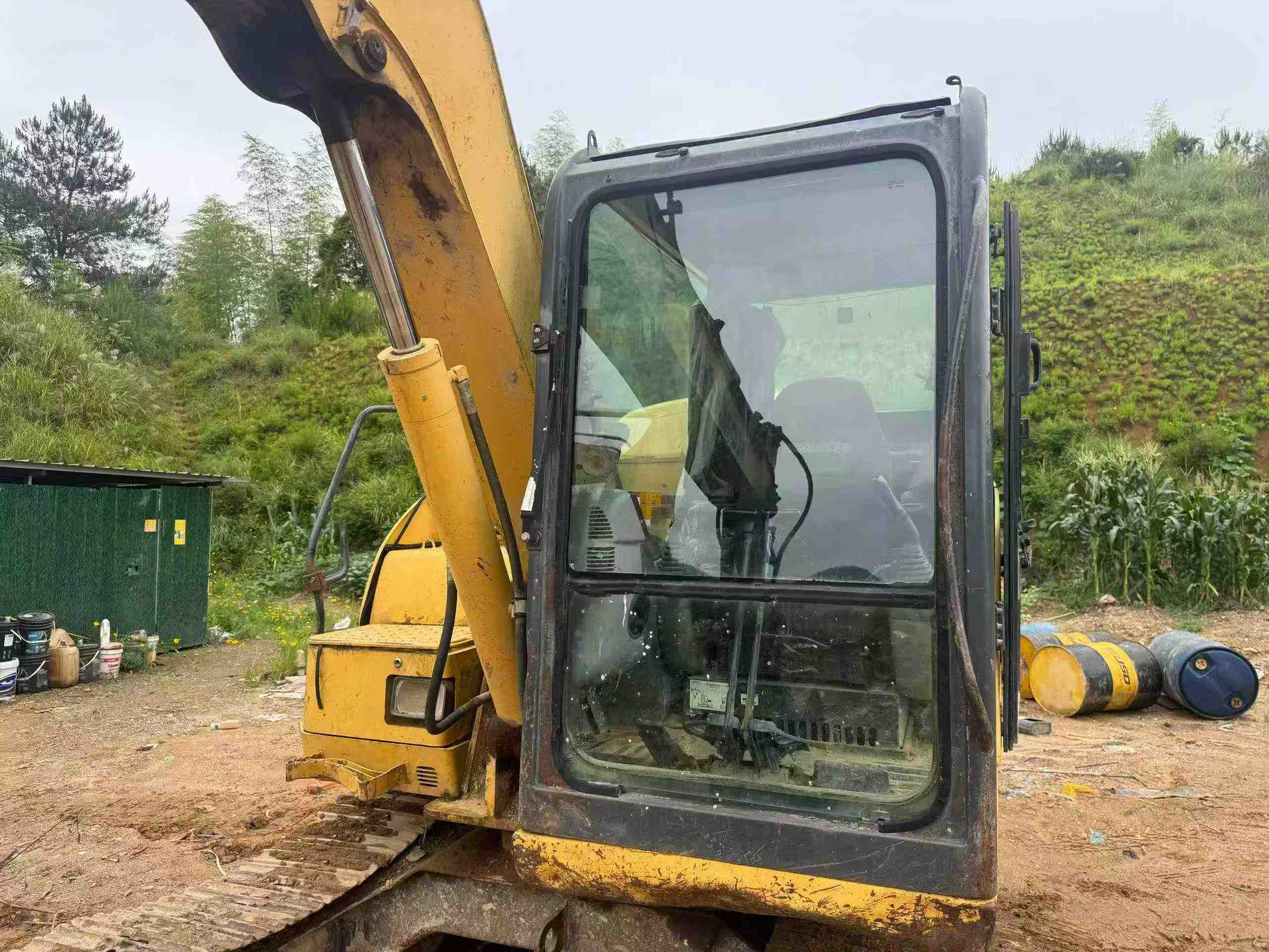 Buy Komatsu PC70-8 Used Excavator / 7 Buy Komatsu PC70-8 Used Excavator / 7