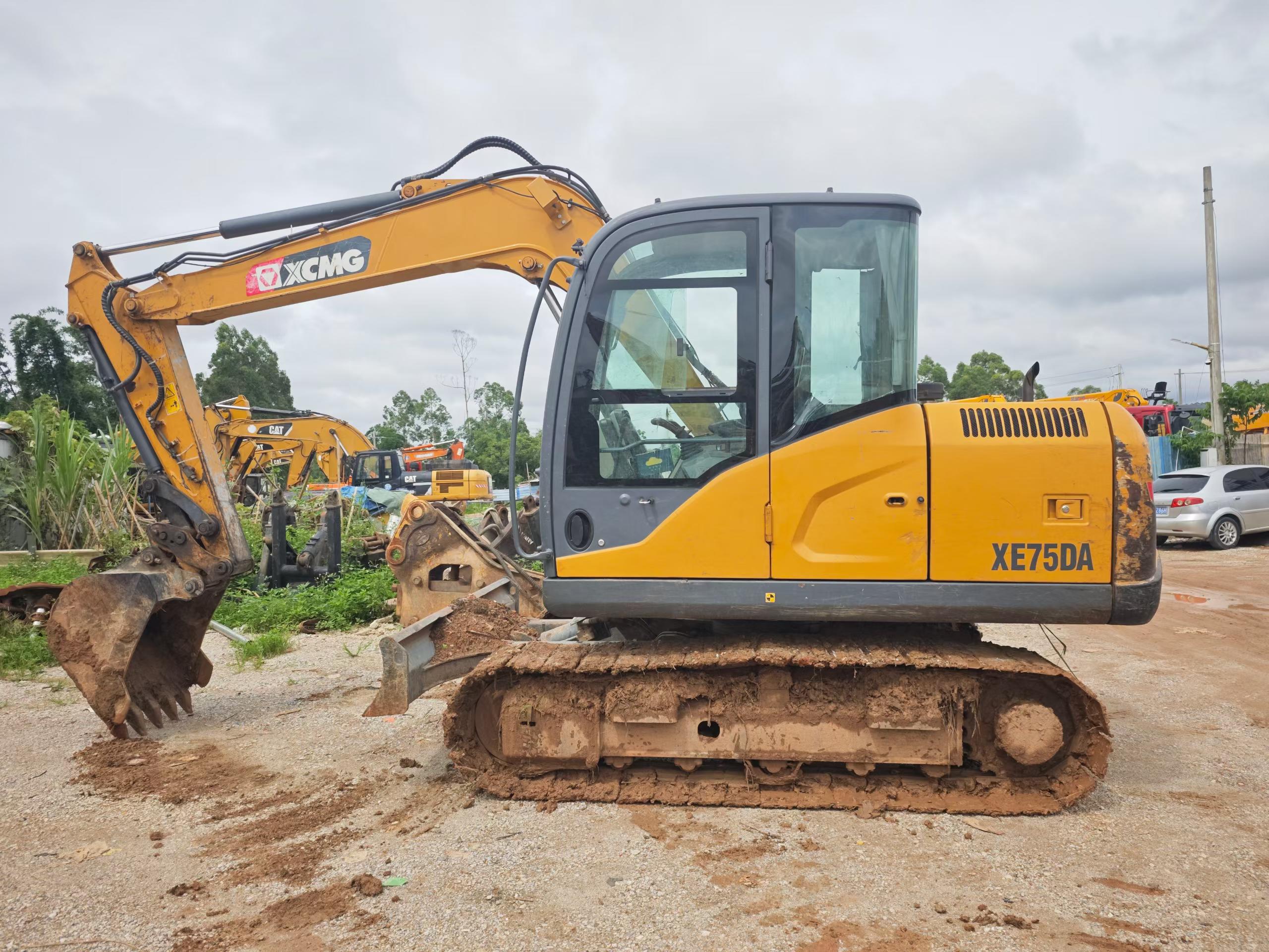 Buy XCMG Used Excavator / 4