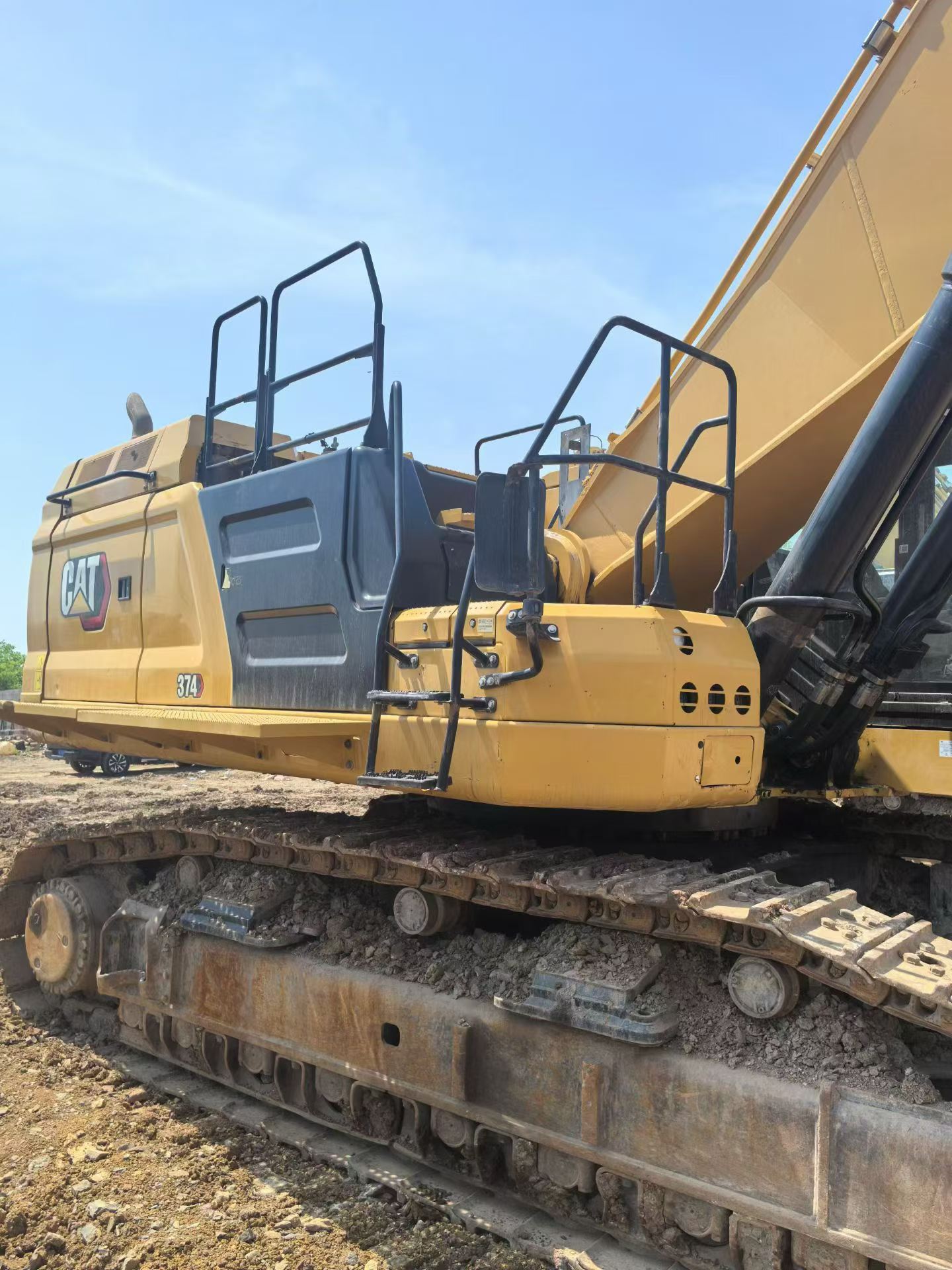 Buy Caterpillar 374D Used Excavator / 2 Buy Caterpillar 374D Used Excavator / 2