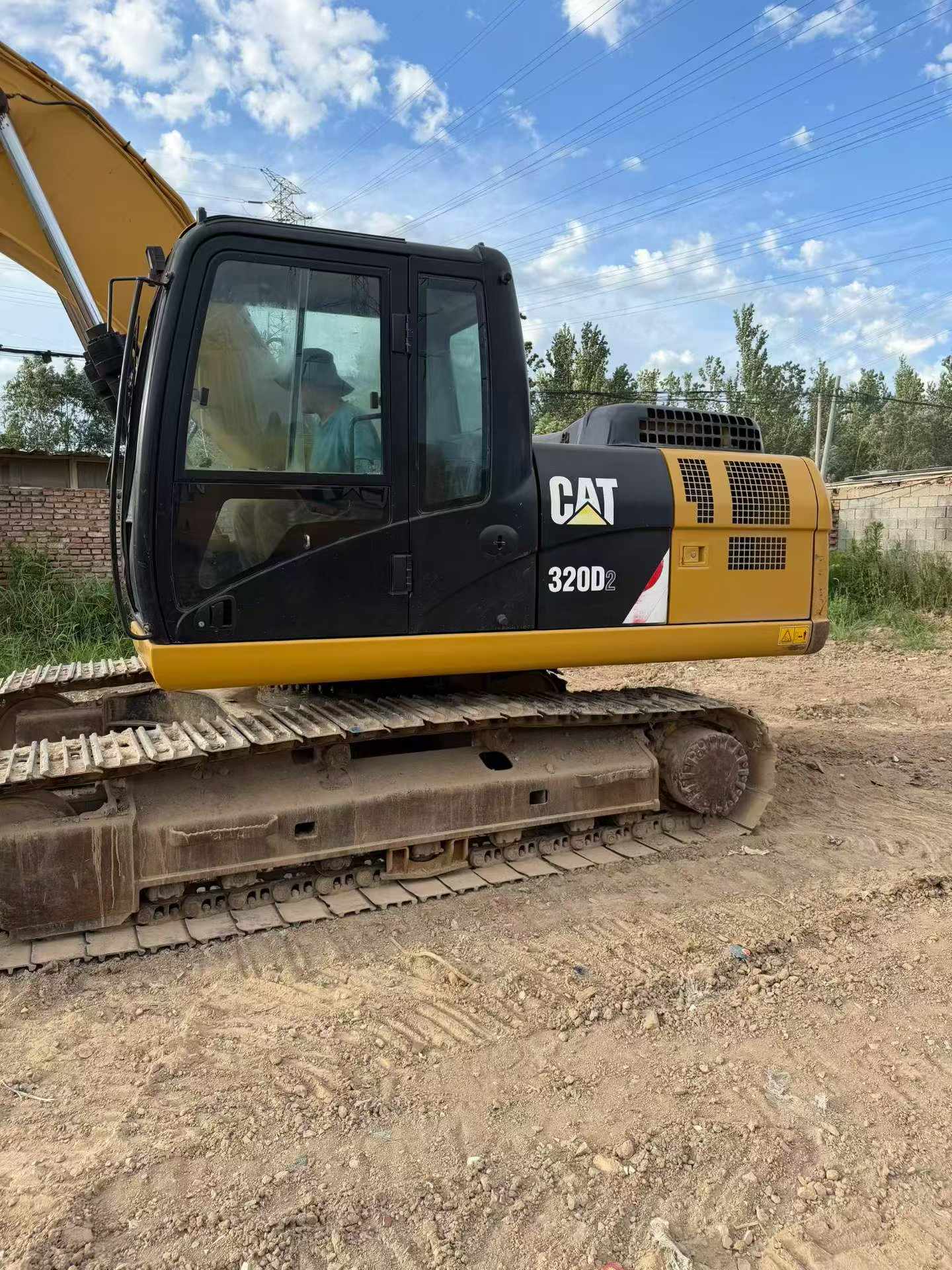 Buy Caterpillar 320D Used Excavator / 8 Buy Caterpillar 320D Used Excavator / 8