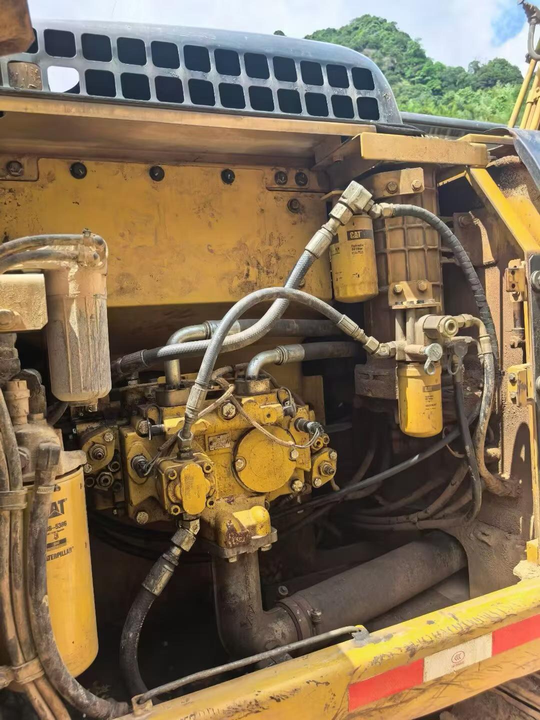 Buy Caterpillar 320D2GC Used Excavator / 5 Buy Caterpillar 320D2GC Used Excavator / 5