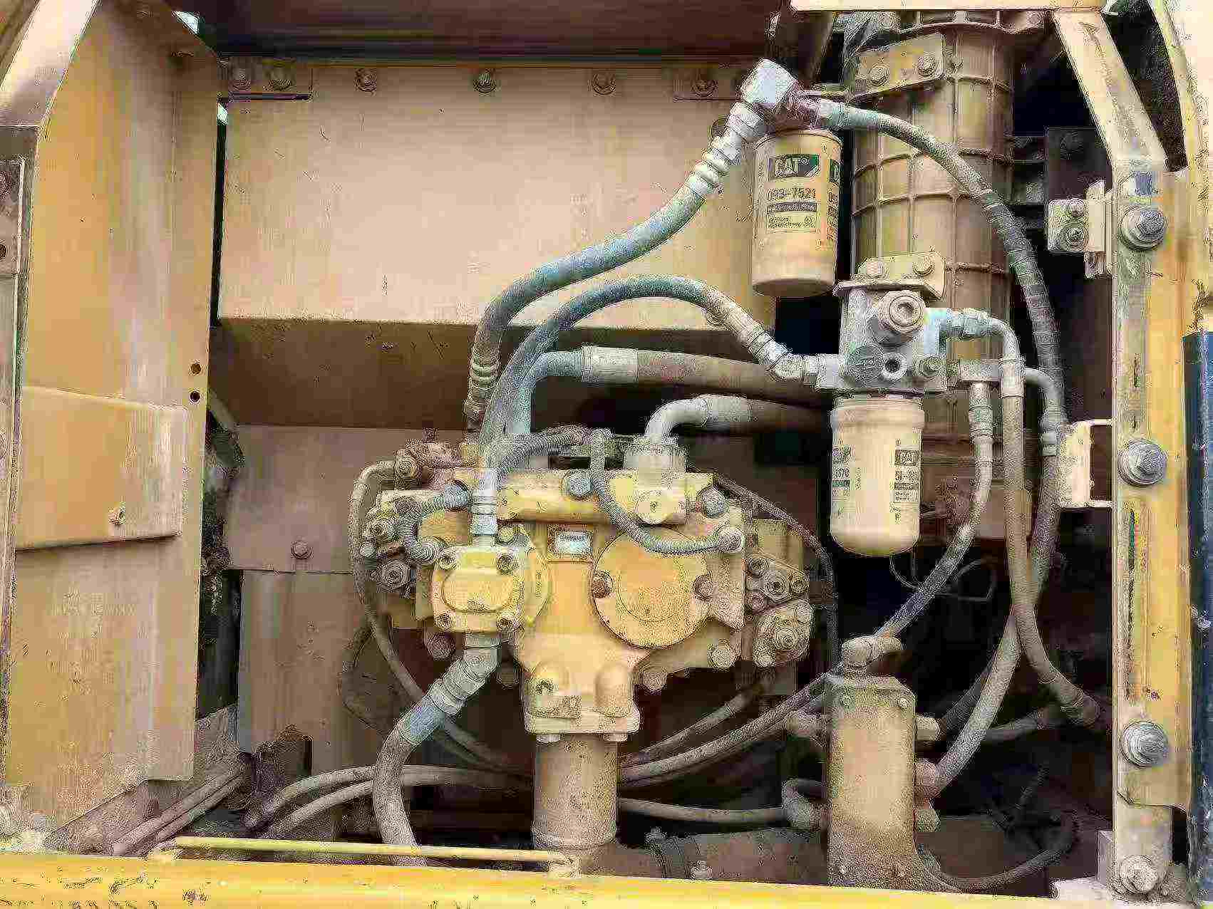Buy Caterpillar 320D Used Excavator / 4 Buy Caterpillar 320D Used Excavator / 4