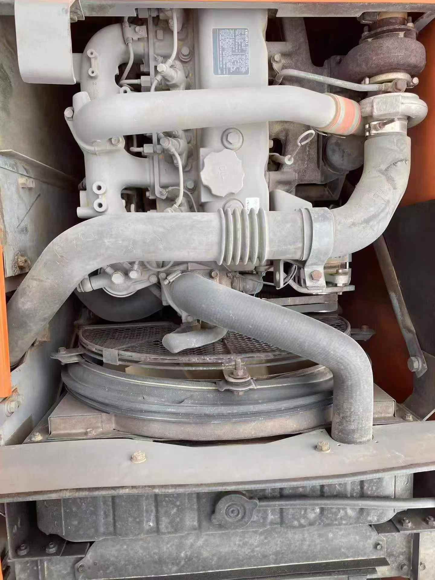 Купить Подержанный Экскаватор Hitachi ZX110 / 5 Купить Подержанный Экскаватор Hitachi ZX110 / 5