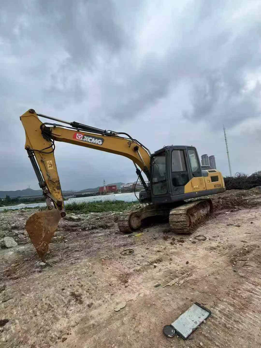 Buy XCMG Used Excavator / 1