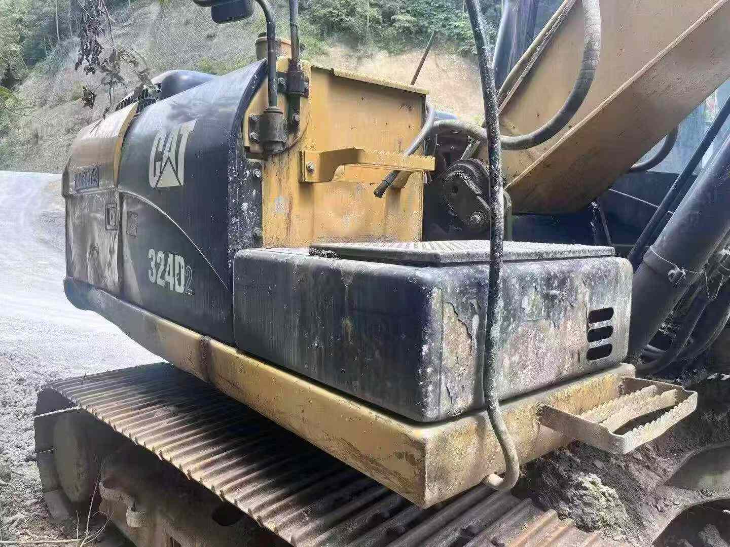 Buy Caterpillar 320D Used Excavator / 5 Buy Caterpillar 320D Used Excavator / 5