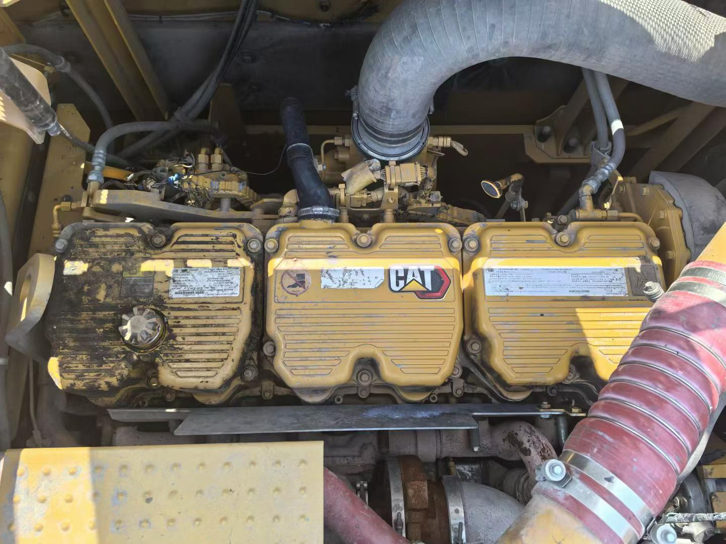 Buy Caterpillar 374D Used Excavator / 6 Buy Caterpillar 374D Used Excavator / 6