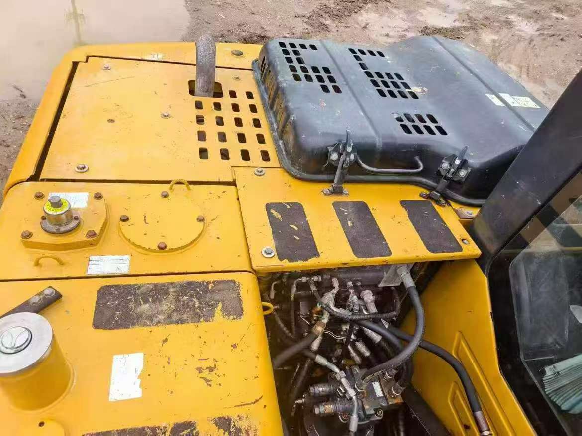 Buy Sany SY125C Used Excavator / 4 Buy Sany SY125C Used Excavator / 4