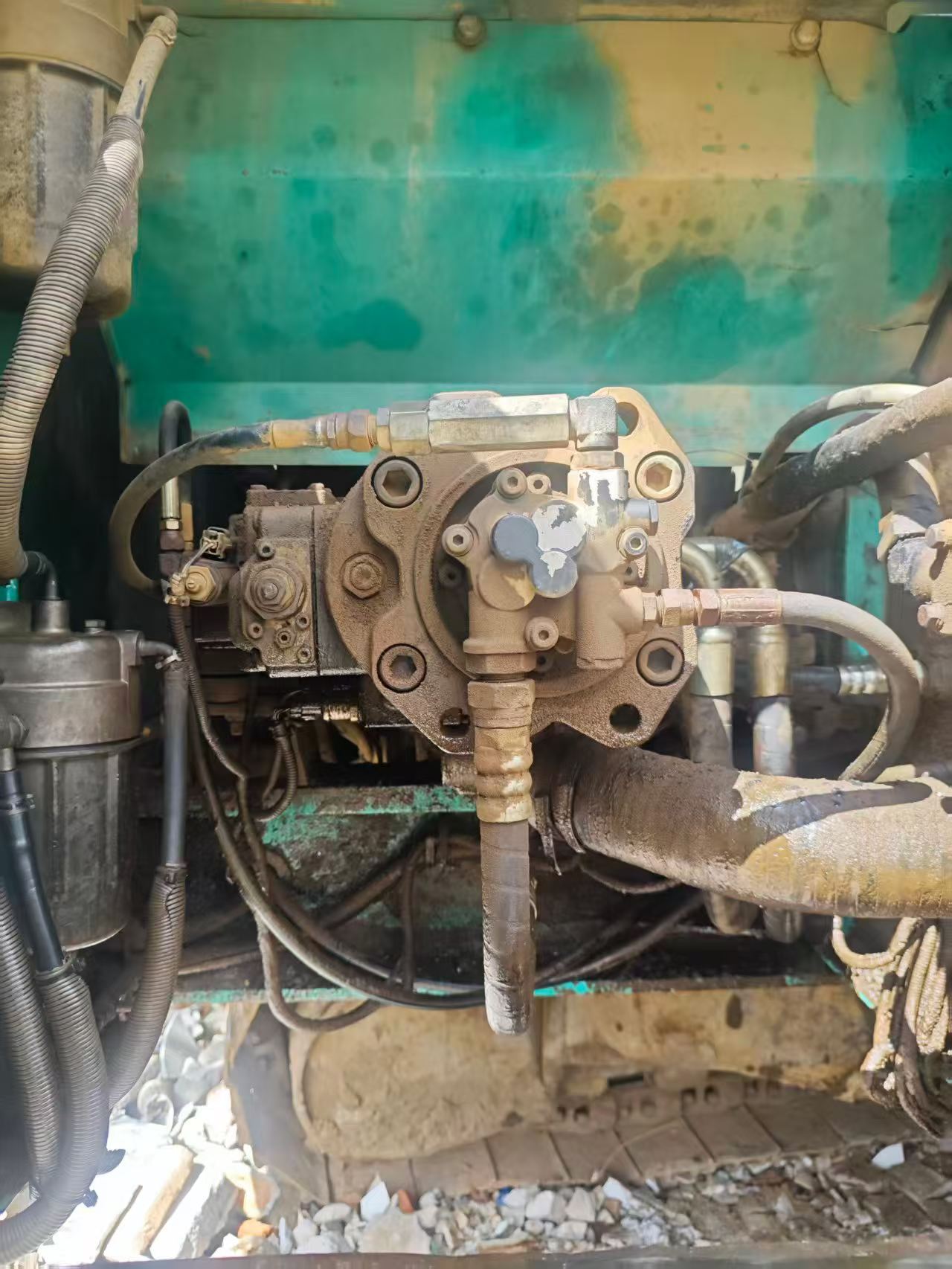 Buy Kobelco SK210 Used Excavator / 3