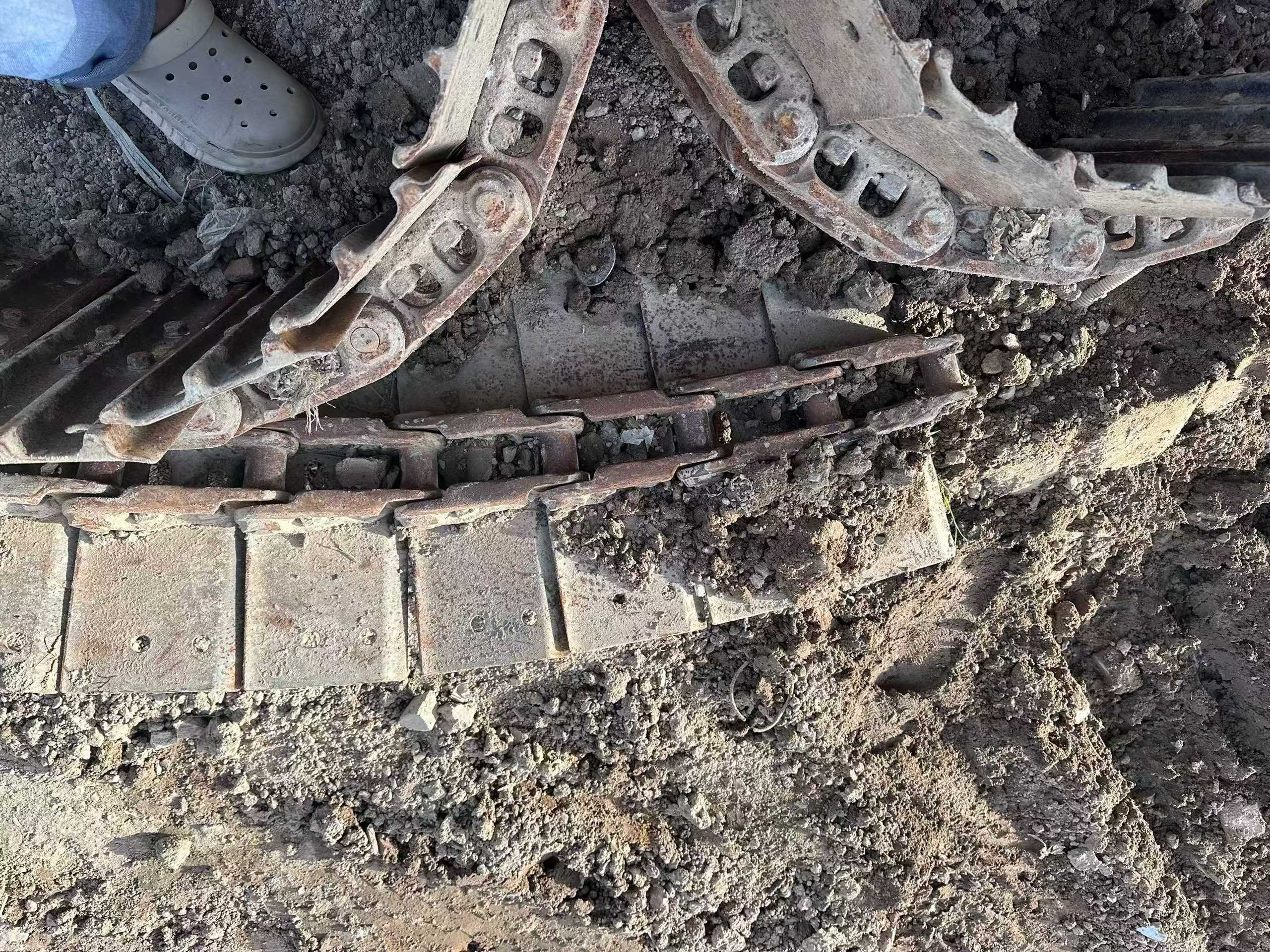 Buy Komatsu PC60 Used Excavator / 3
