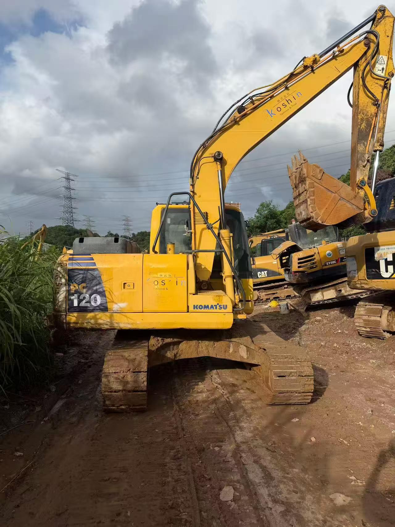 Buy Komatsu PC120-8 Used Excavator / 2