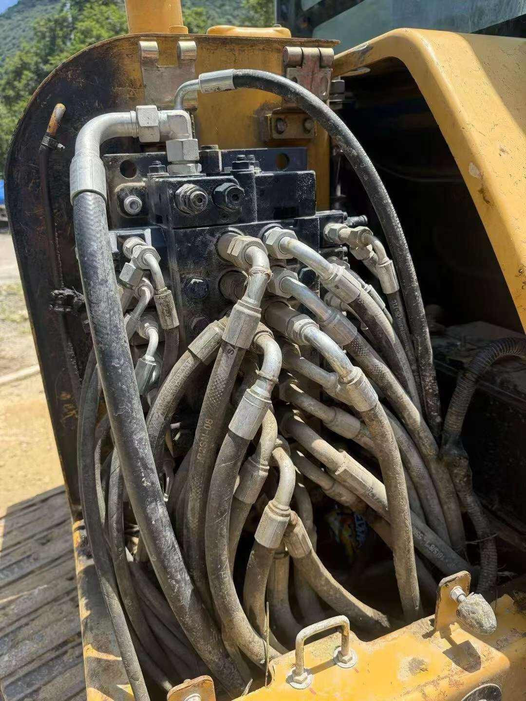 Buy XCMG Used Excavator / 4 Buy XCMG Used Excavator / 4