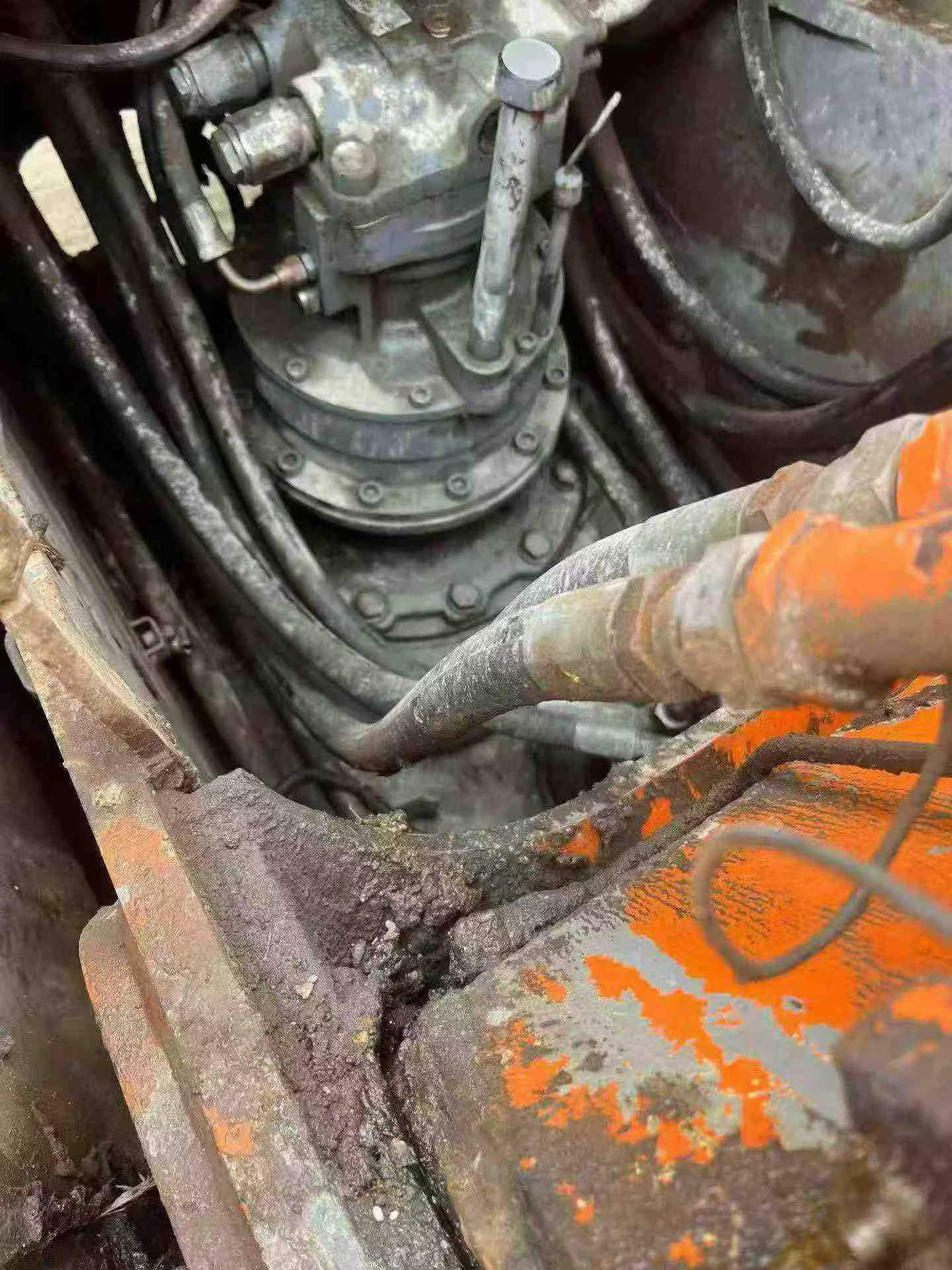 Compre Escavadeira Hitachi EX200 Usada / 5