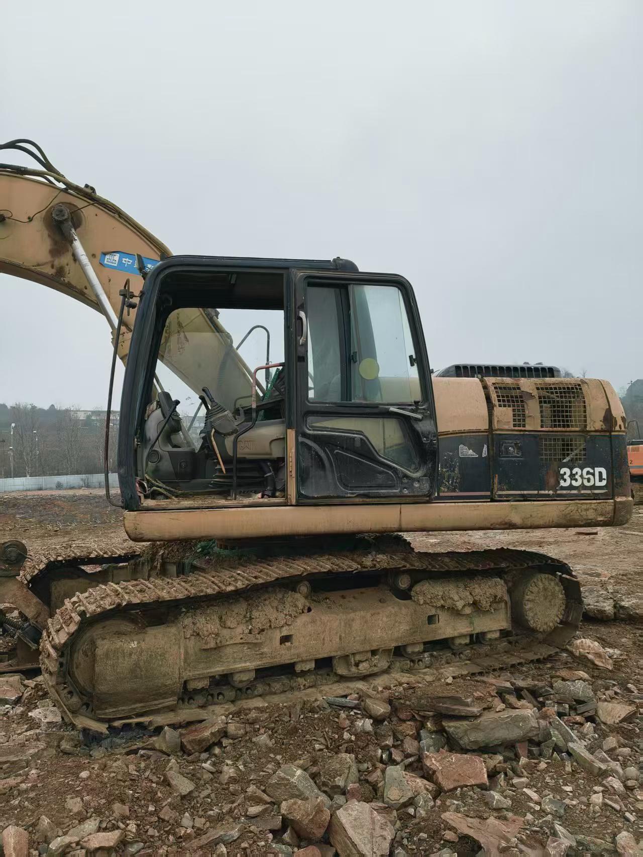 Buy Caterpillar 320D Used Excavator / 2 Buy Caterpillar 320D Used Excavator / 2