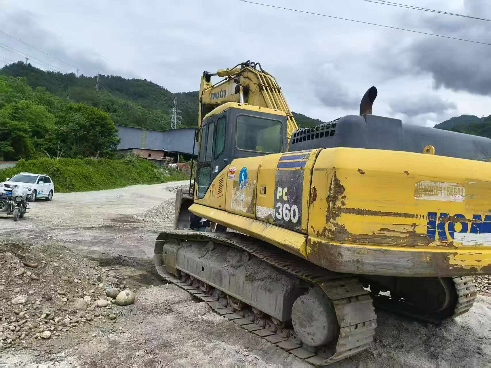 Buy Komatsu PC360-7 Used Excavator / 3 Buy Komatsu PC360-7 Used Excavator / 3