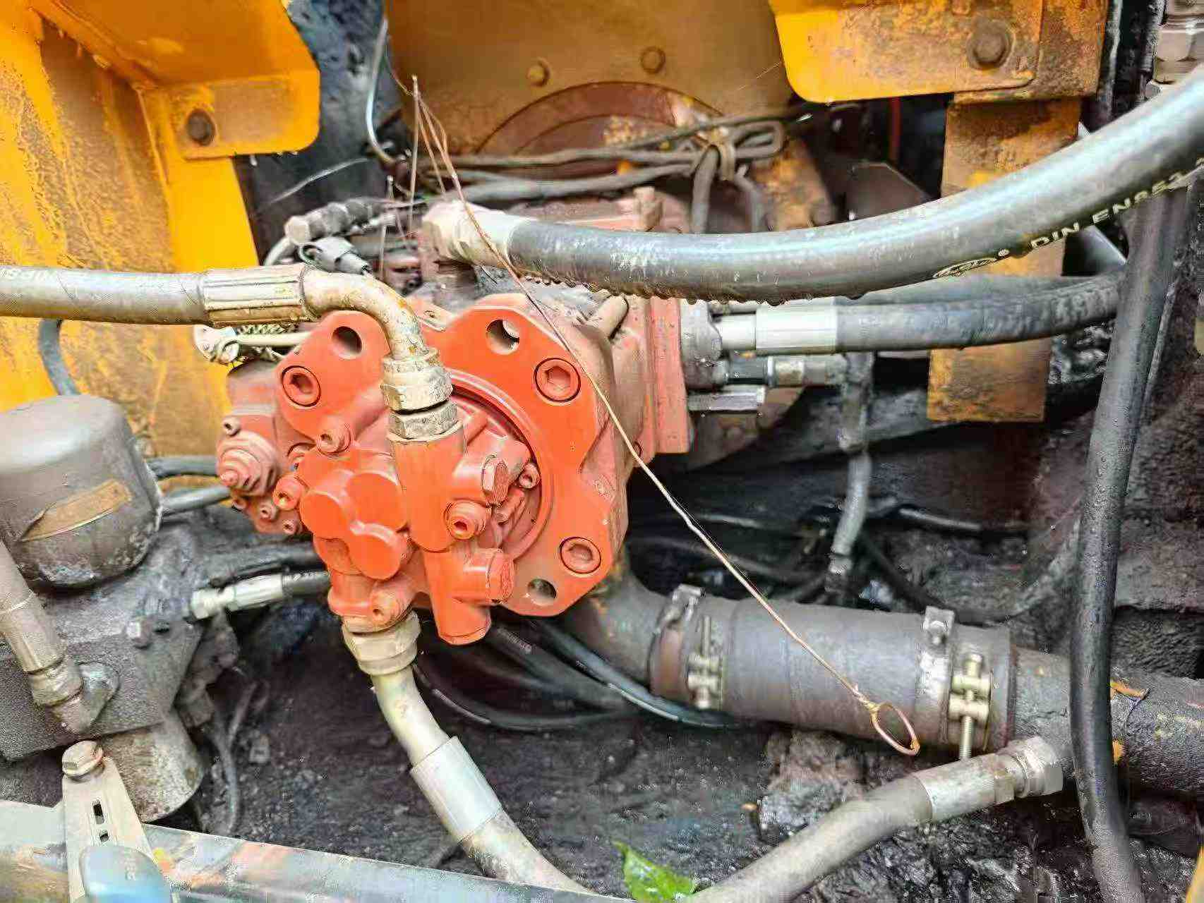 Buy Hyundai R150-7 Used Excavator / 7 Buy Hyundai R150-7 Used Excavator / 7