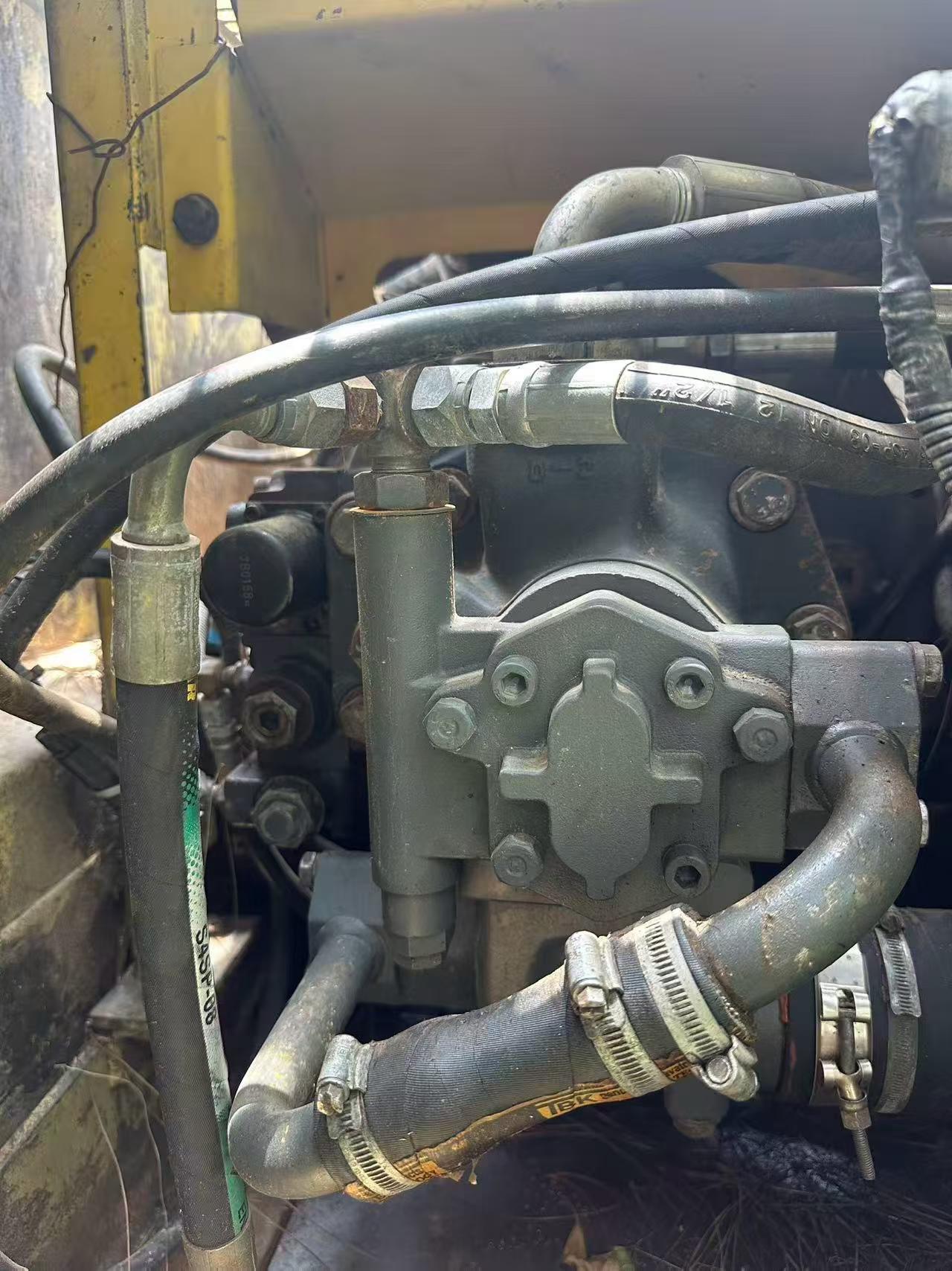 Buy Komatsu PC120-6 Used Excavator / 4