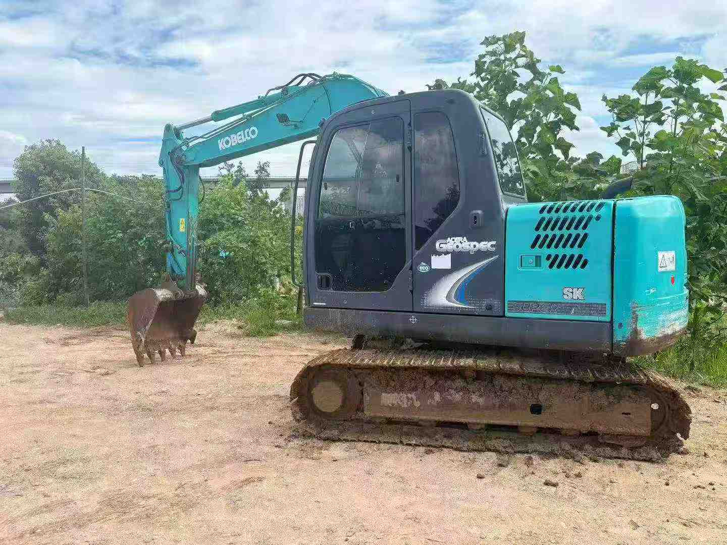 Buy Kobelco SK75 Used Excavator / 2 Buy Kobelco SK75 Used Excavator / 2