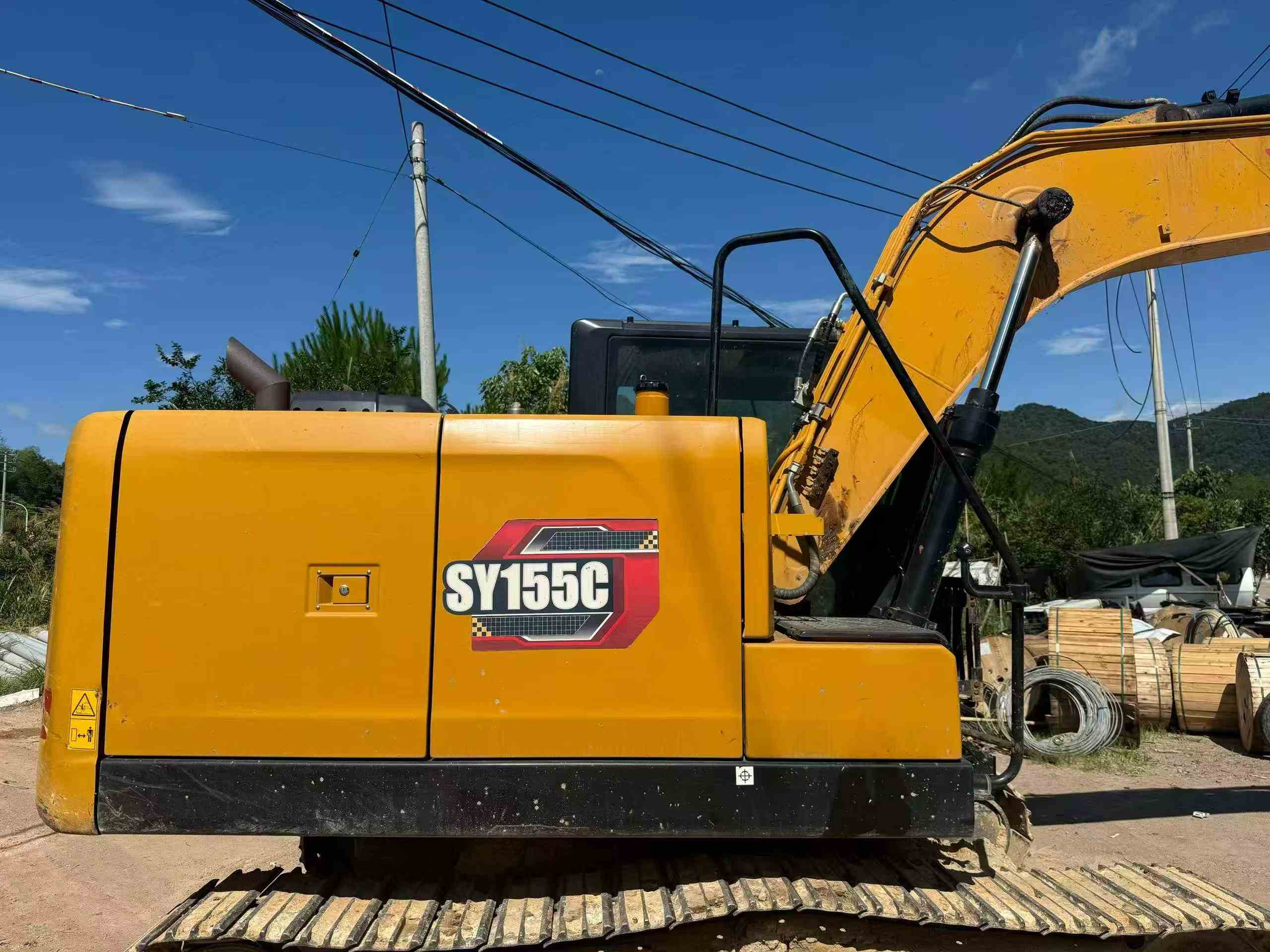 Buy Sany SY135 Used Excavator / 2 Buy Sany SY135 Used Excavator / 2