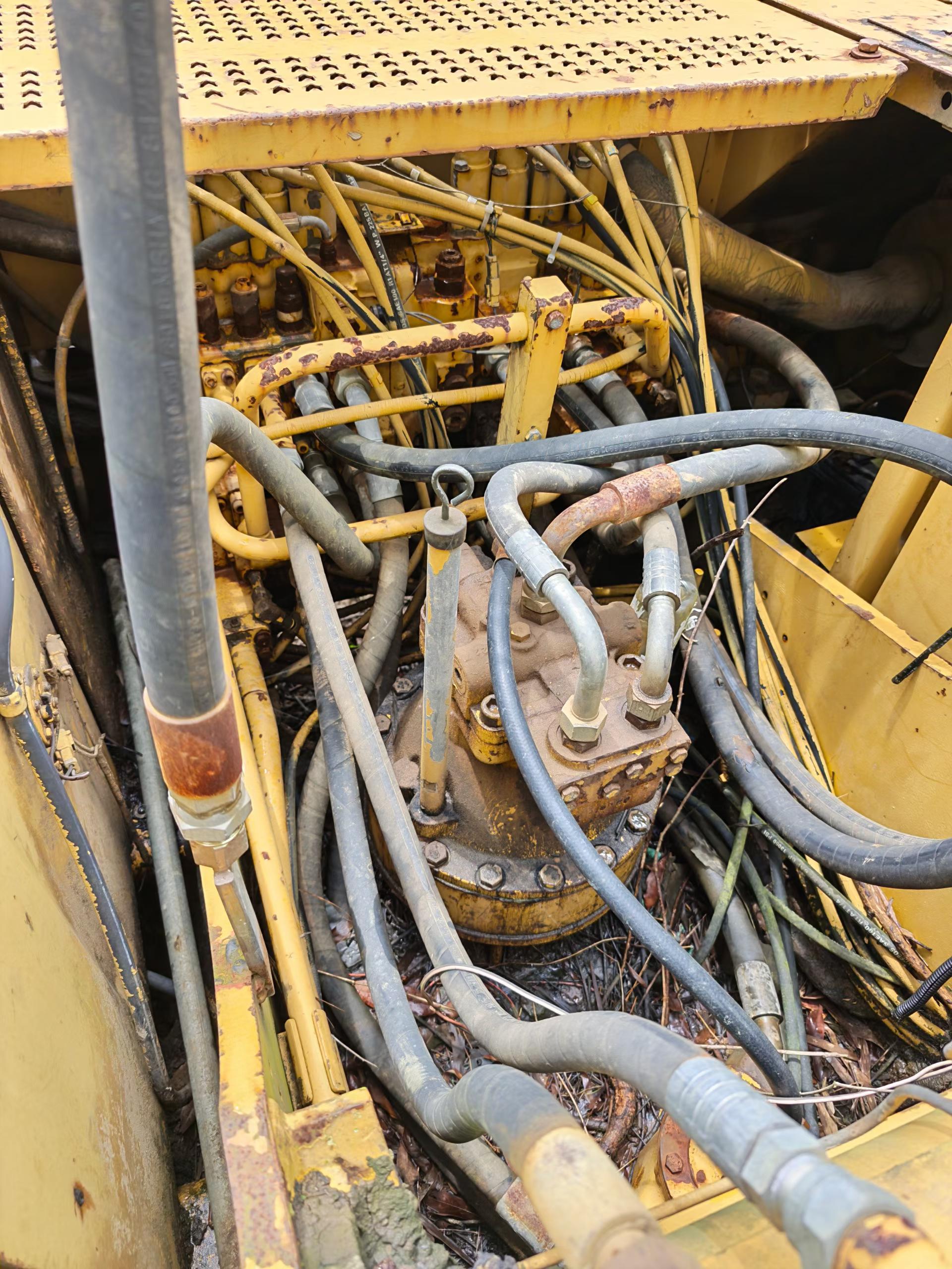 Buy Caterpillar 320B Used Excavator / 4 Buy Caterpillar 320B Used Excavator / 4