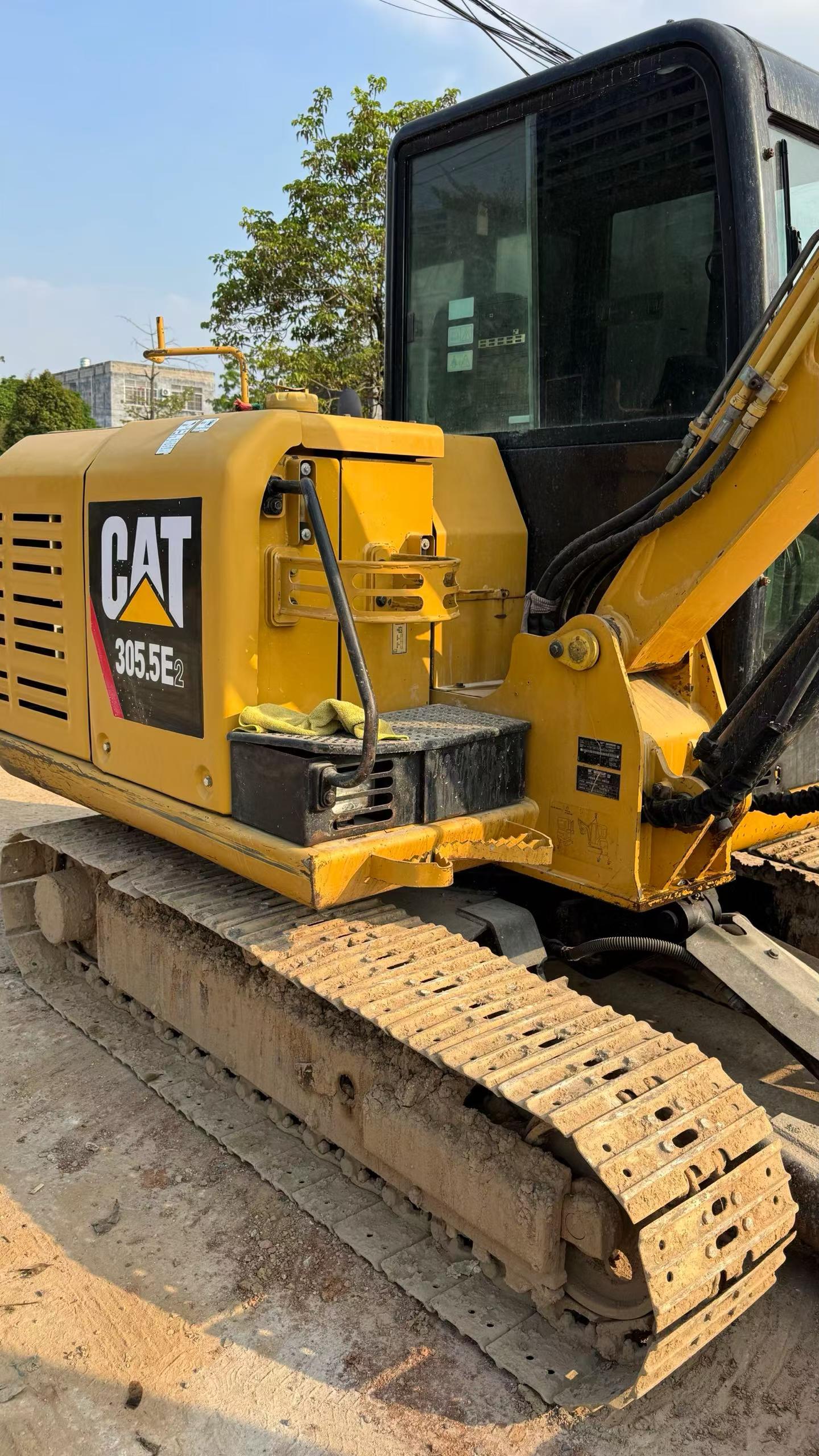 Buy Caterpillar 305.5 Used Excavator / 5 Buy Caterpillar 305.5 Used Excavator / 5