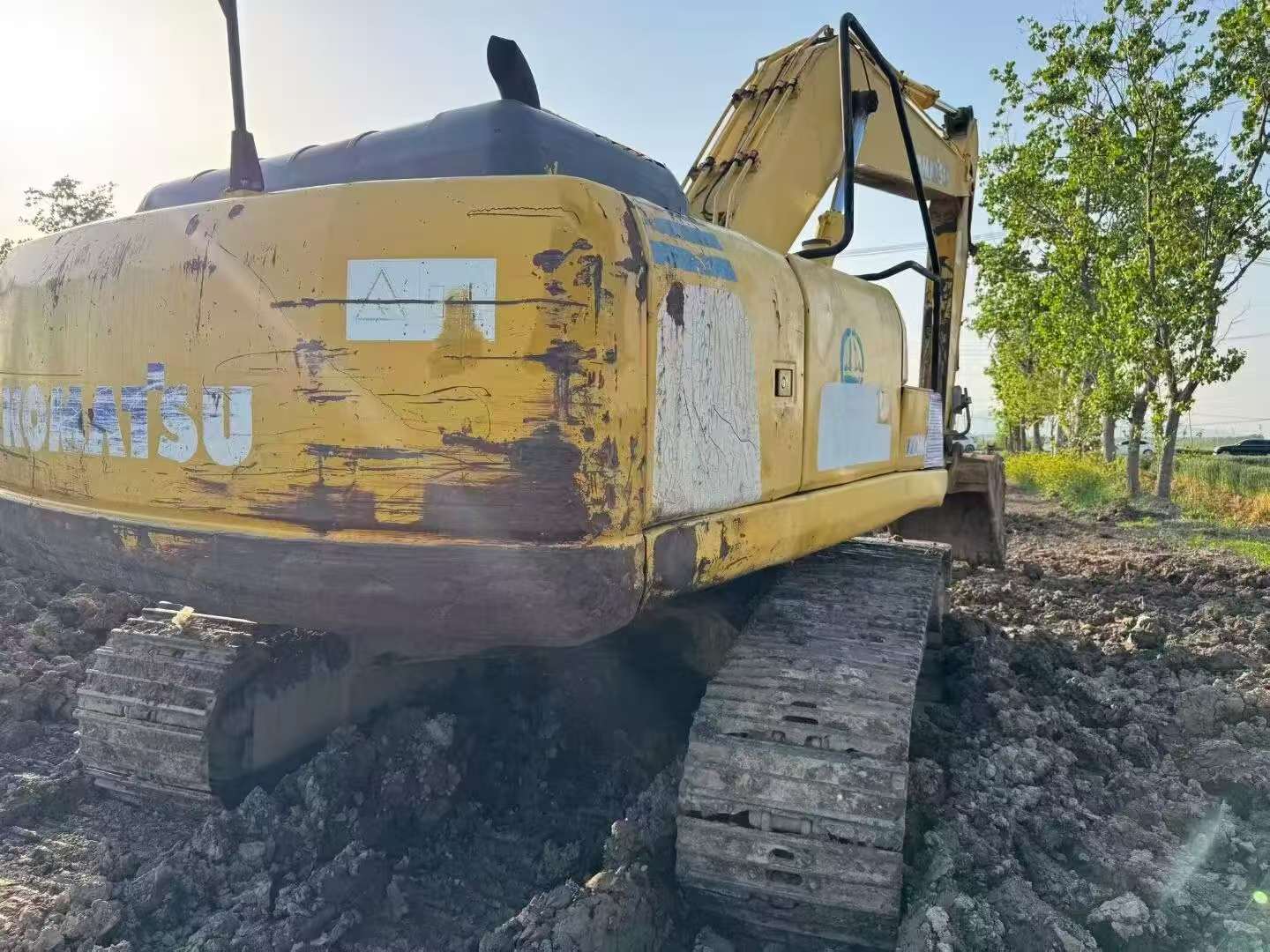 Buy Komatsu PC200-8 Used Excavator / 2 Buy Komatsu PC200-8 Used Excavator / 2