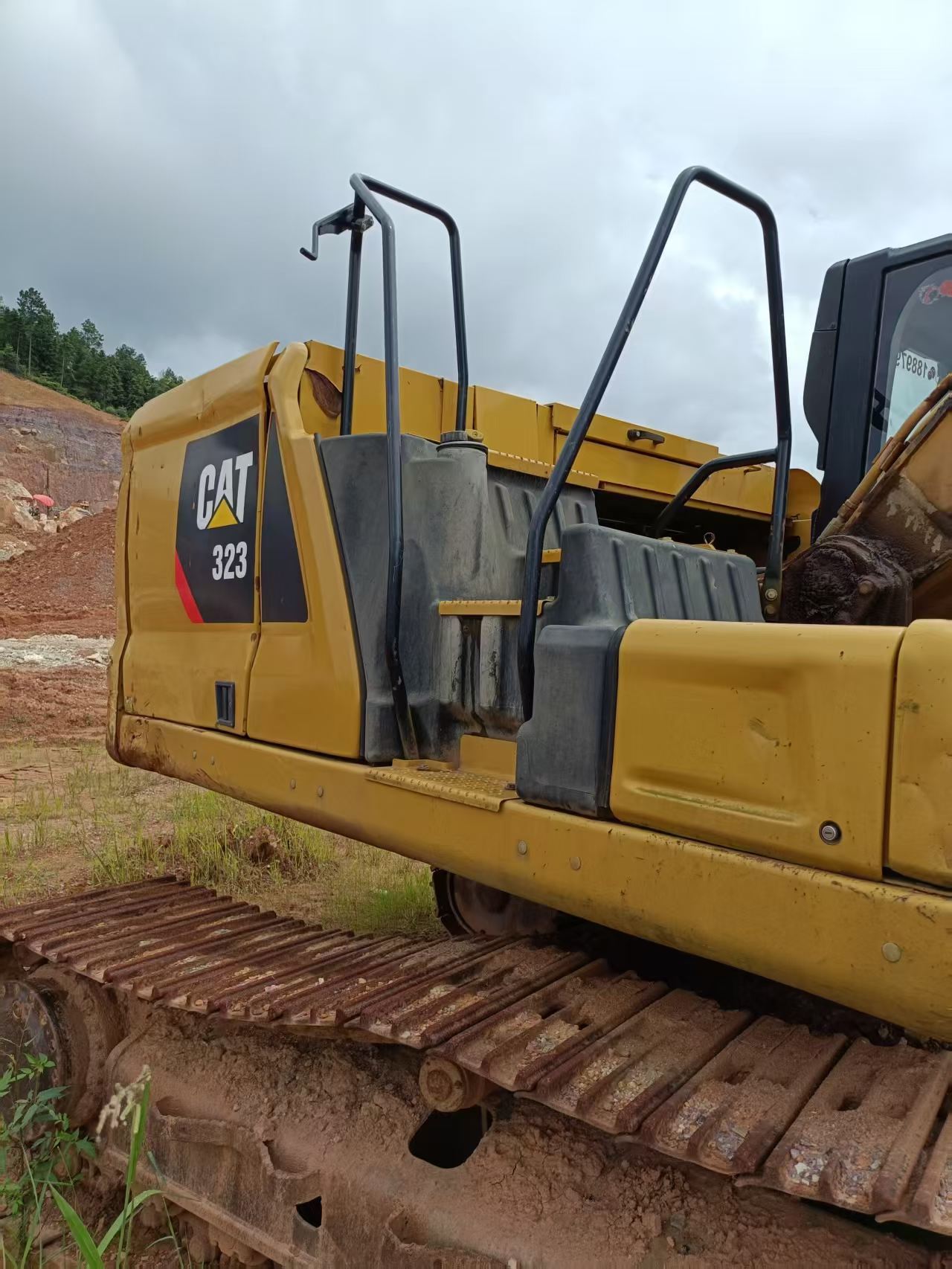 Buy Caterpillar 323 Used Excavator / 7 Buy Caterpillar 323 Used Excavator / 7