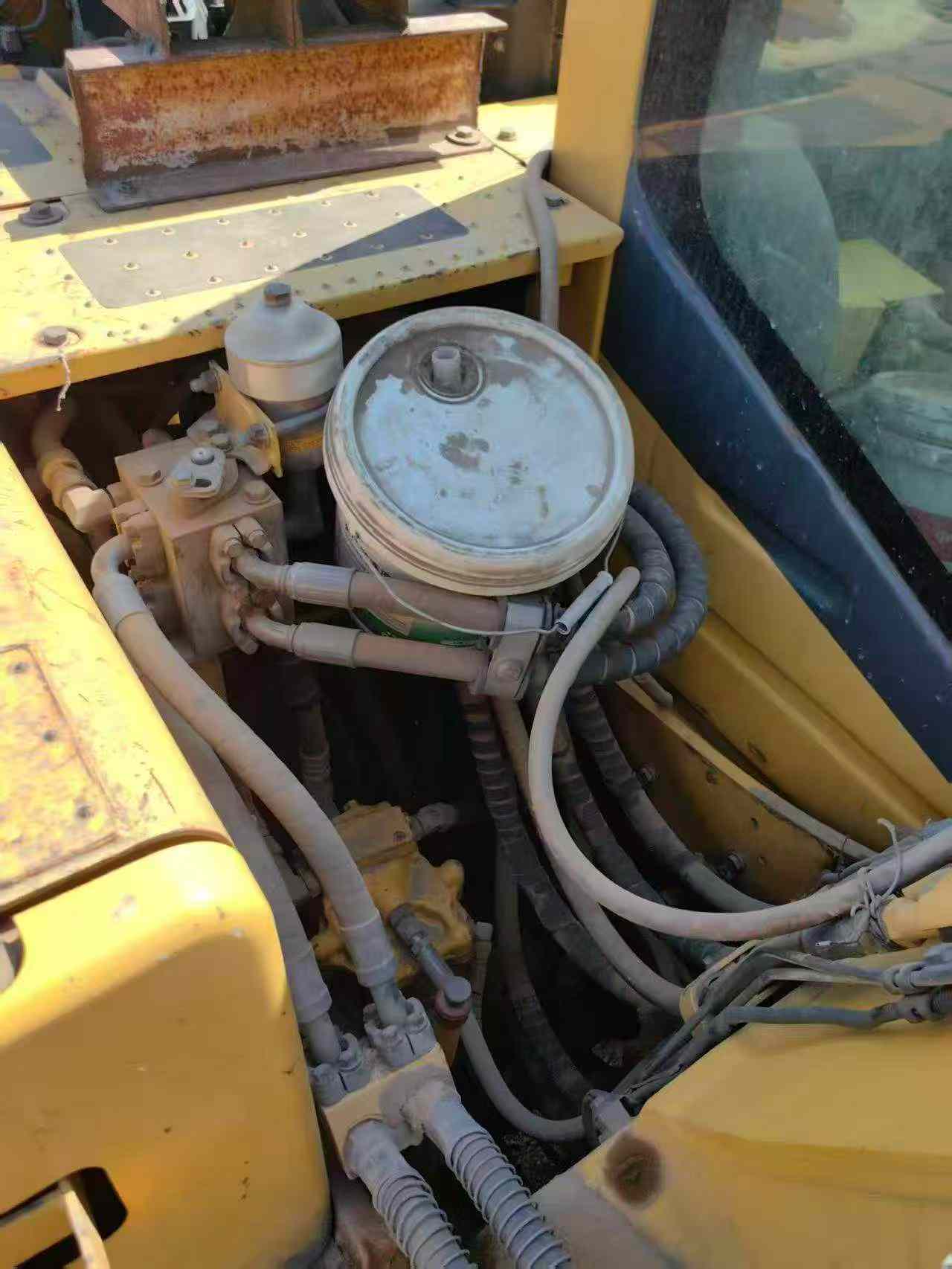Buy Komatsu PC130 Used Excavator / 3