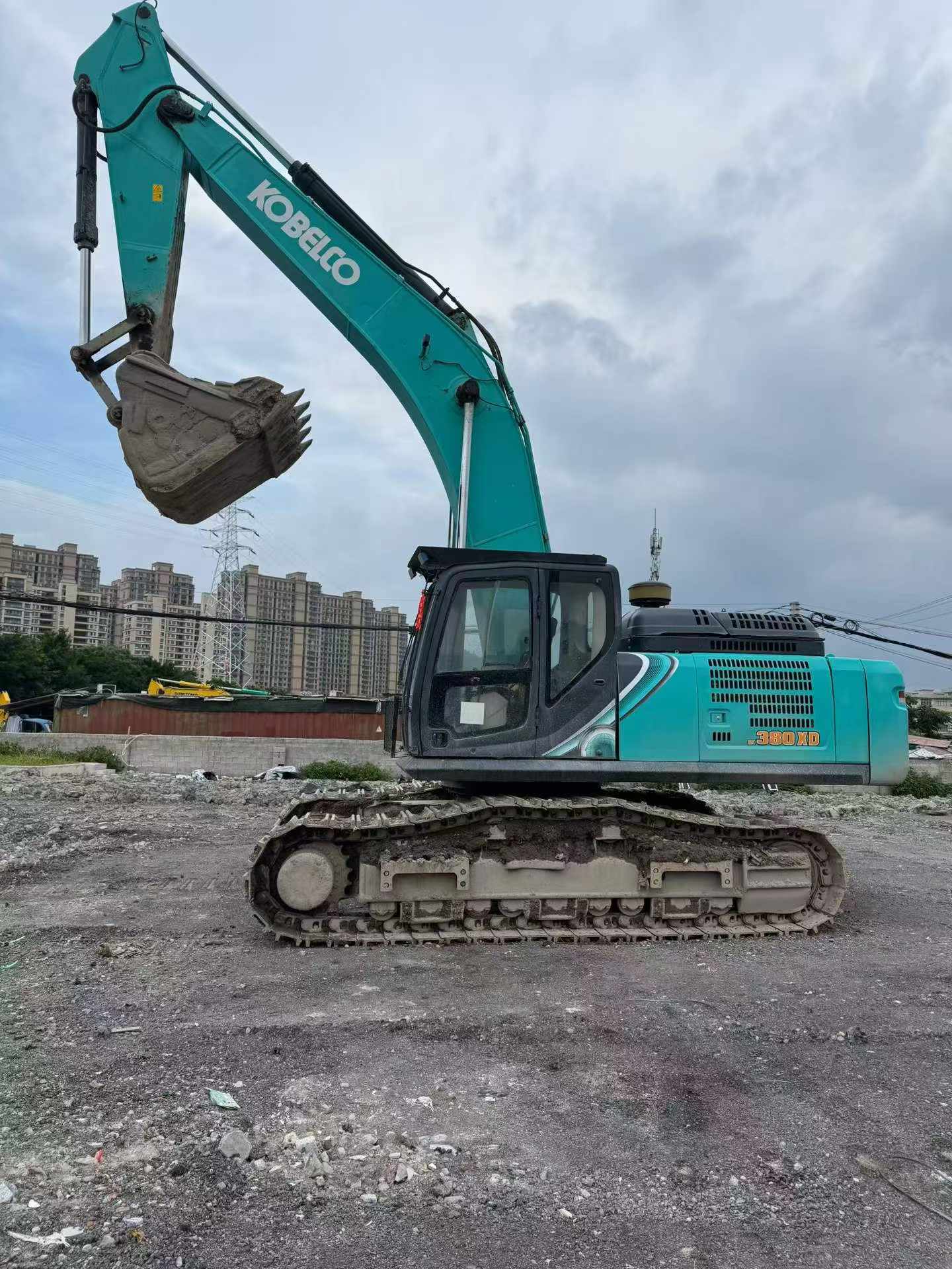 Buy Kobelco SK380-8 Used Excavator / 2 Buy Kobelco SK380-8 Used Excavator / 2