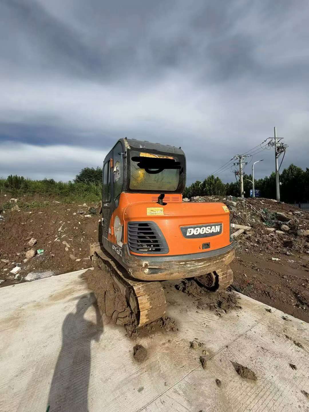 Buy Doosan DH55 Used Excavator / 9 Buy Doosan DH55 Used Excavator / 9