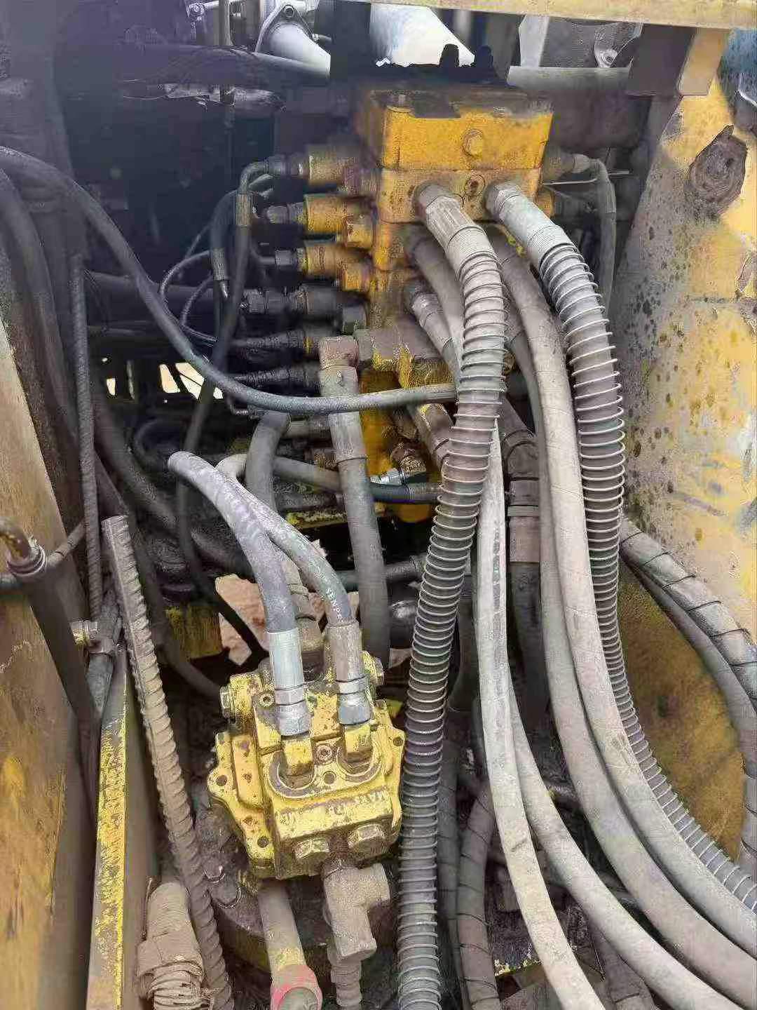 Buy Komatsu PC110-7 Used Excavator / 5 Buy Komatsu PC110-7 Used Excavator / 5