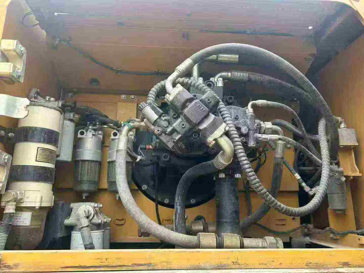 Buy Sany SY550H Used Excavator / 3 Buy Sany SY550H Used Excavator / 3