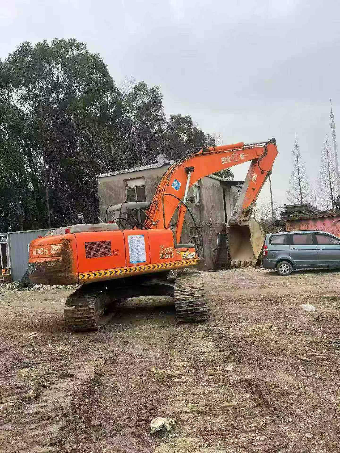 Compre Escavadeira Hitachi EX200 Usada / 4