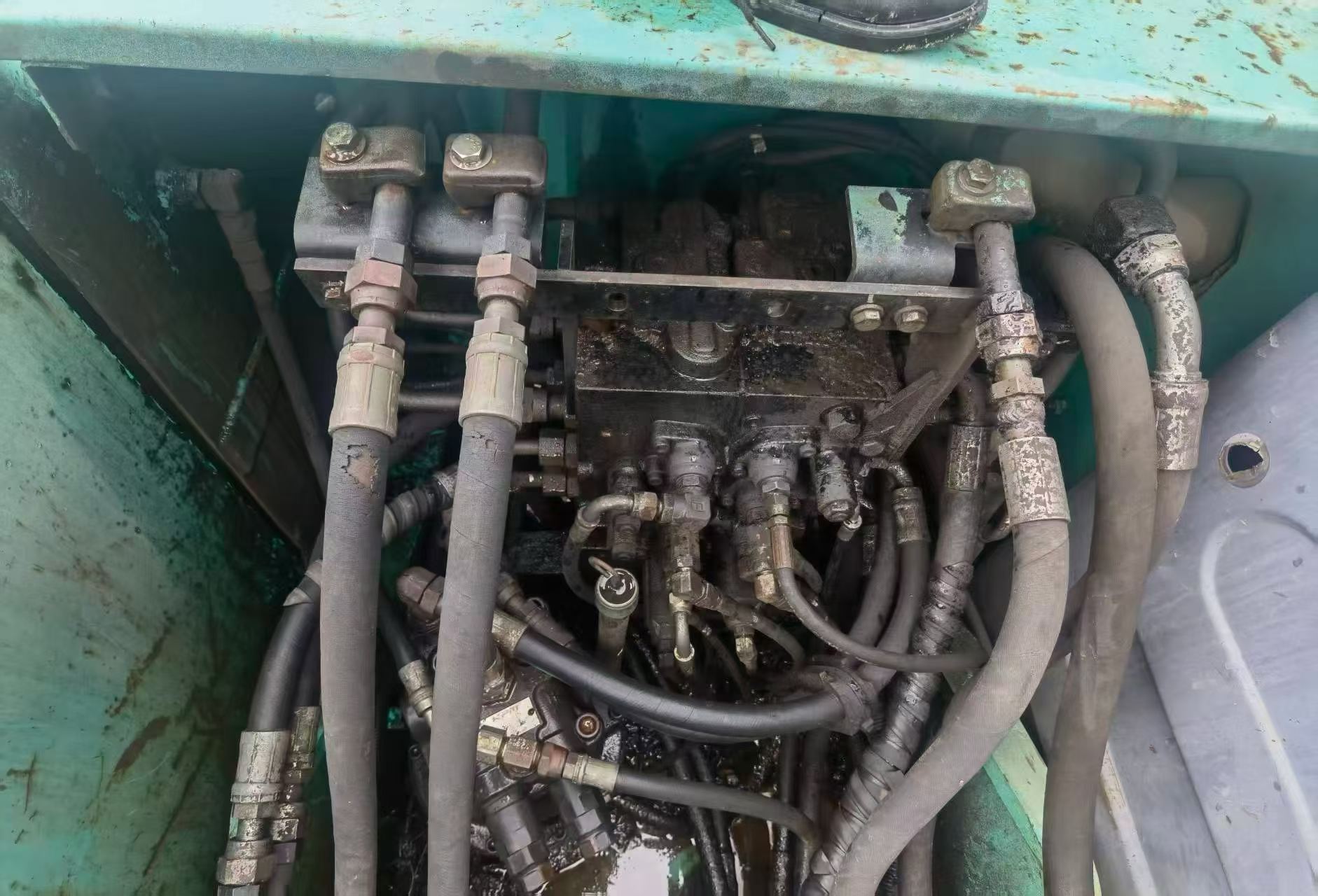 Buy Kobelco SK130-8 Used Excavator / 4 Buy Kobelco SK130-8 Used Excavator / 4