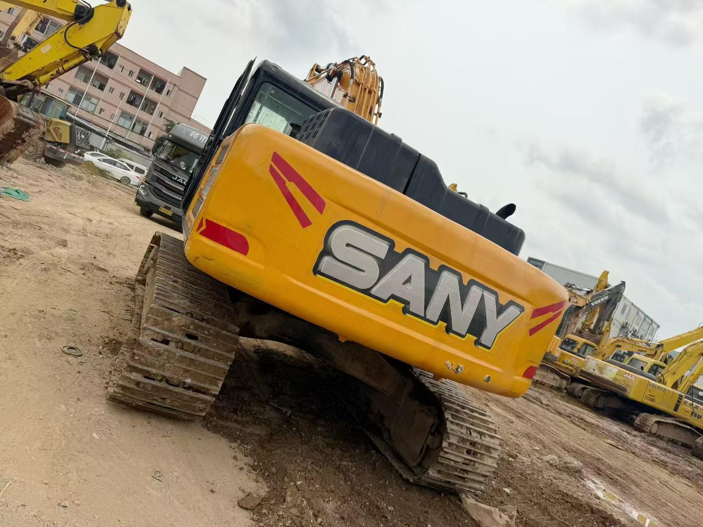 Buy Sany SY215C Used Excavator / 2