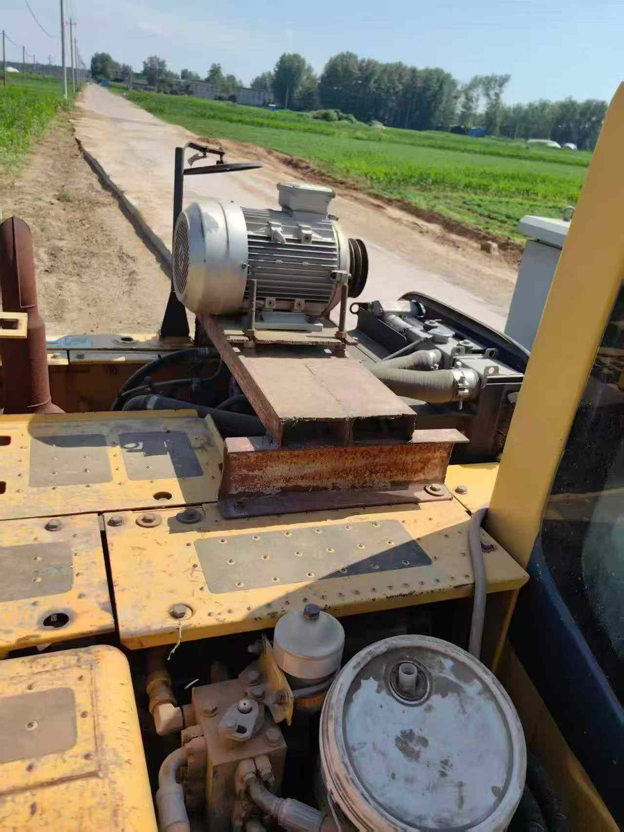 Buy Komatsu PC130 Used Excavator / 2