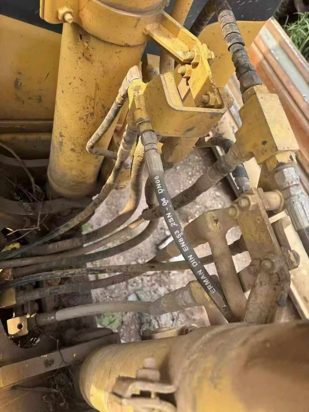 Buy Komatsu PC130 Used Excavator / 5