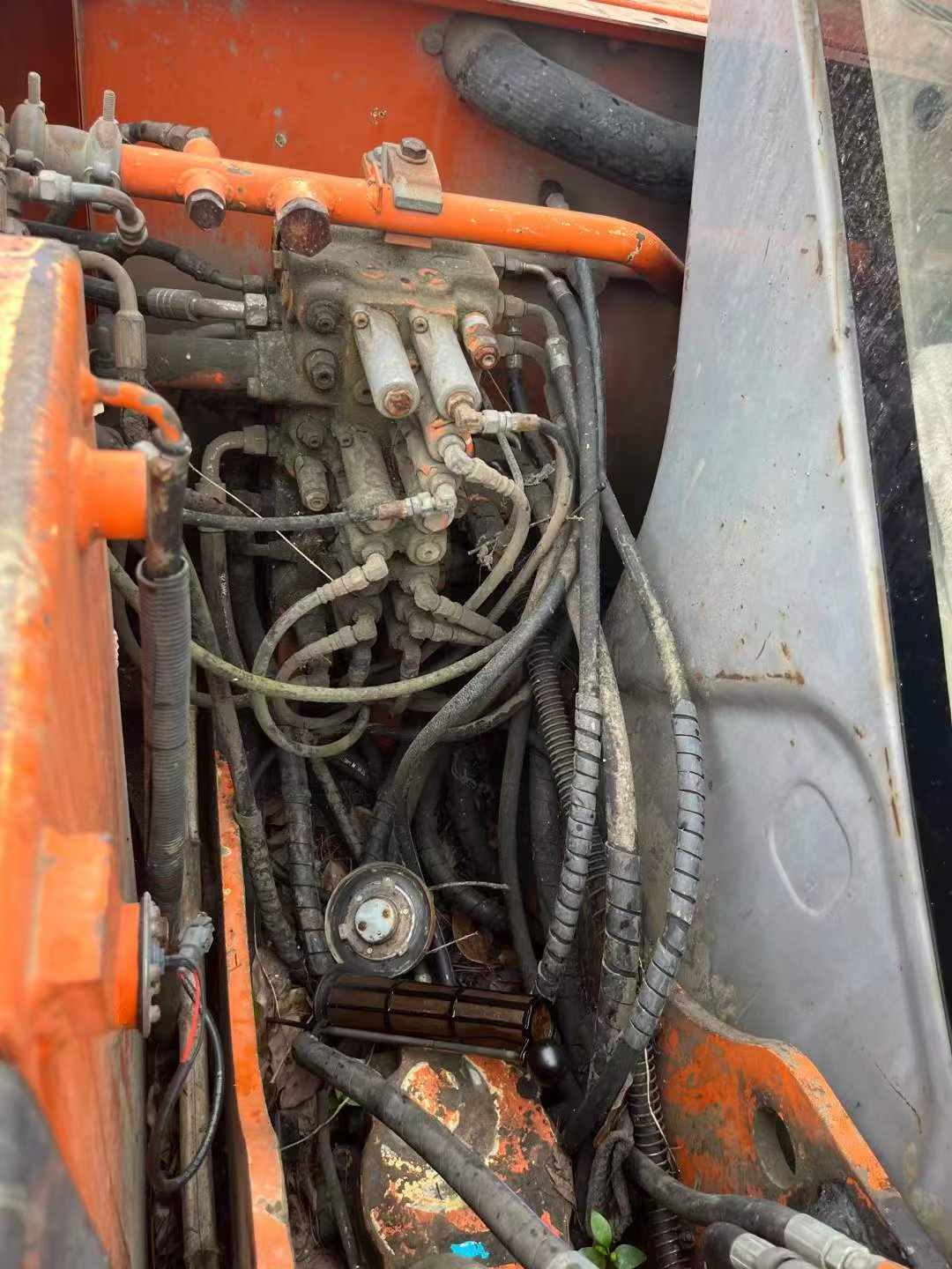 Buy Hitachi EX60-6 Used Excavator / 4 Buy Hitachi EX60-6 Used Excavator / 4
