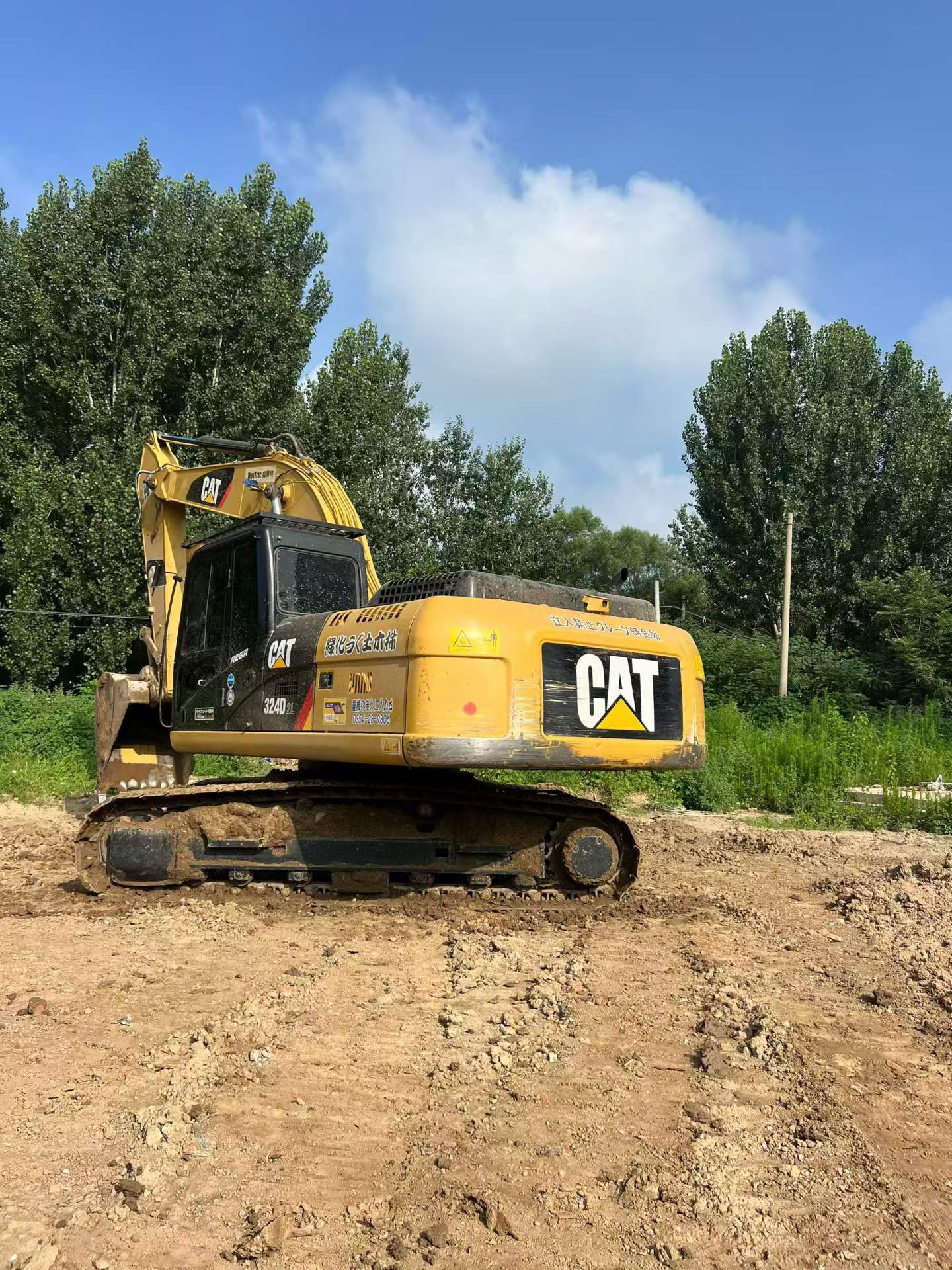 Buy Caterpillar 324D Used Excavator / 3 Buy Caterpillar 324D Used Excavator / 3