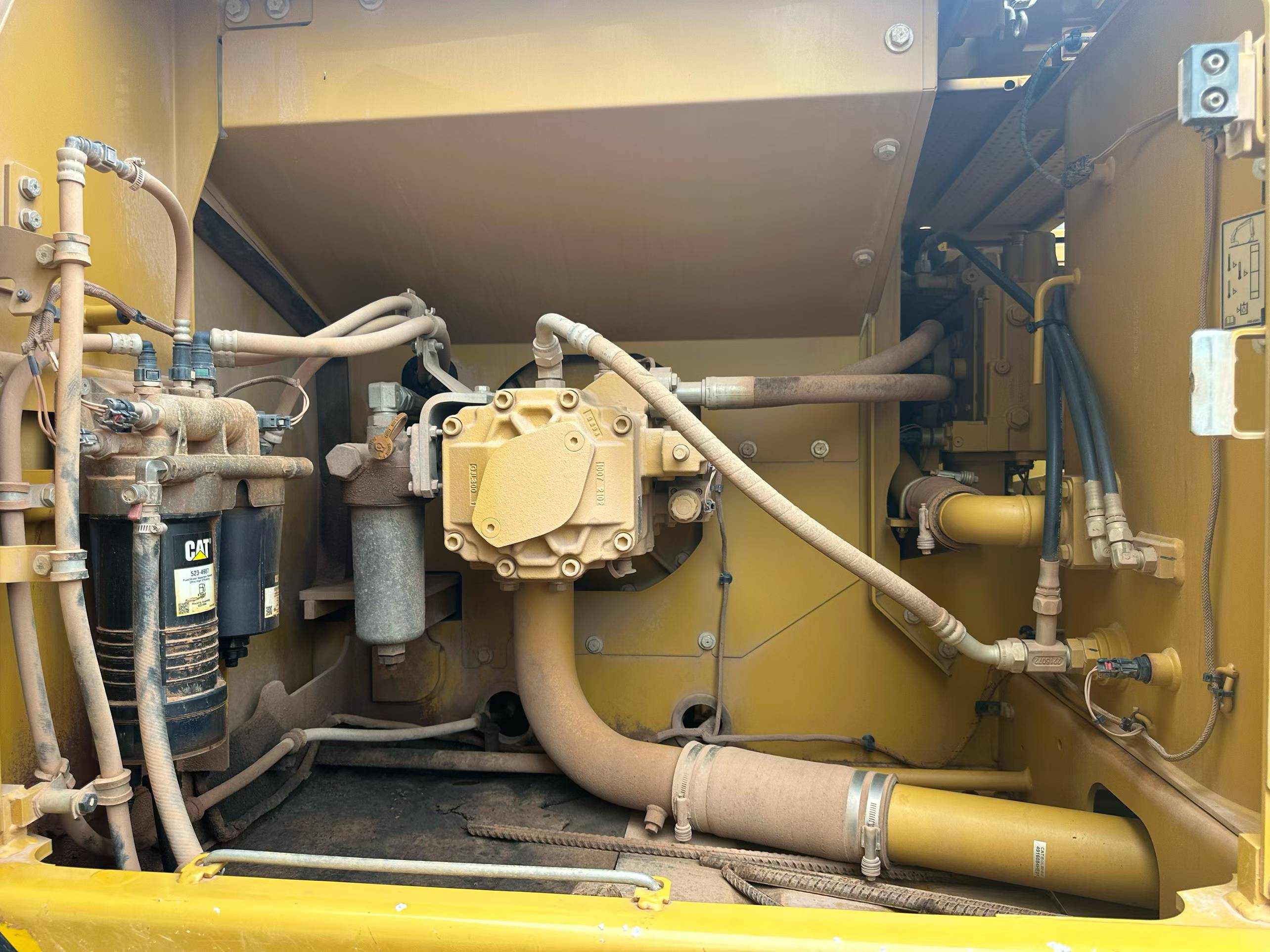 Buy Caterpillar 320A Used Excavator / 5