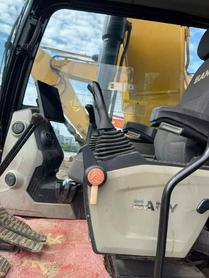 Buy Sany SY205C Used Excavator / 3 Buy Sany SY205C Used Excavator / 3