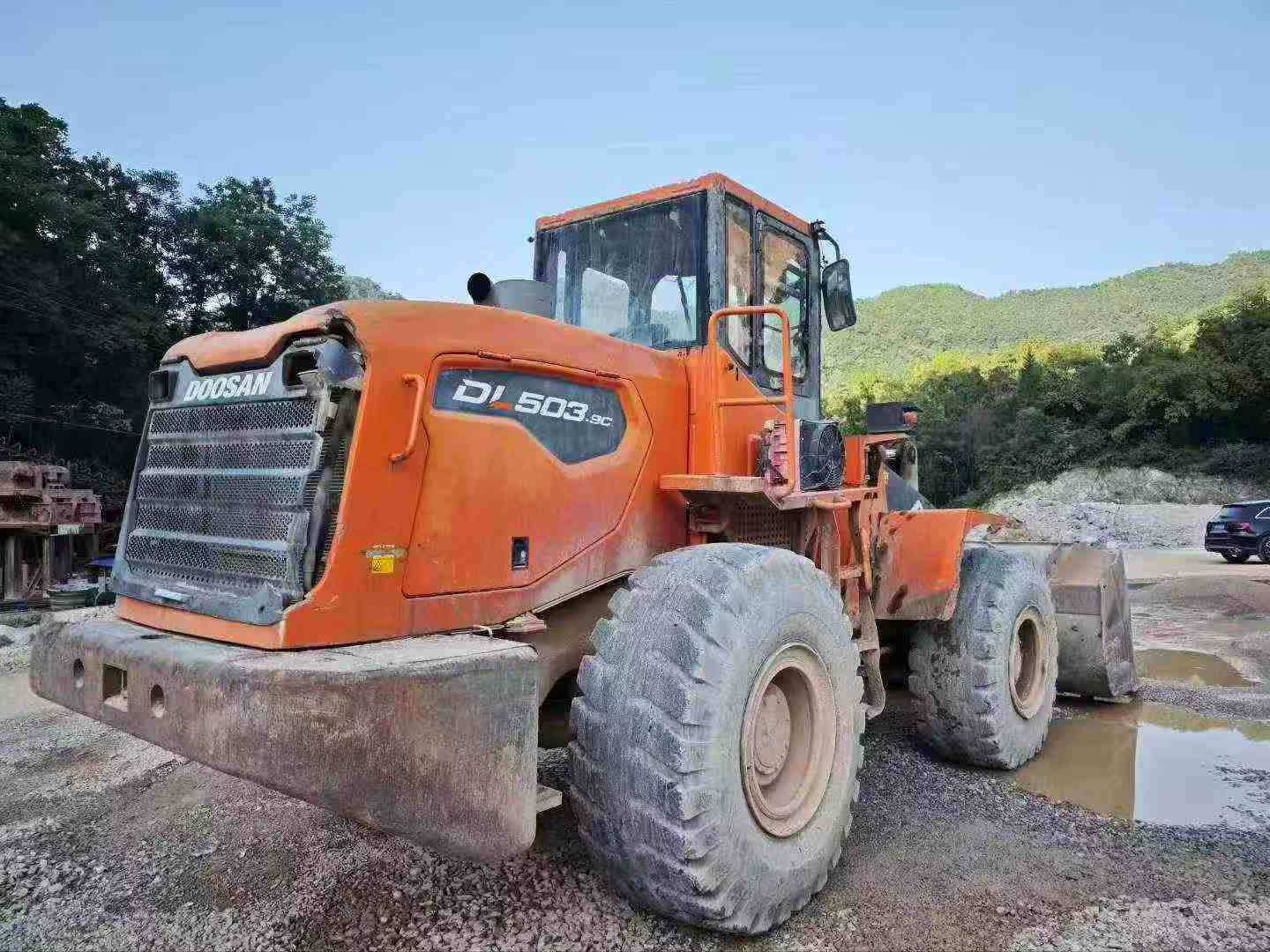 Buy Doosan DL503 Used Excavator / 3 Buy Doosan DL503 Used Excavator / 3
