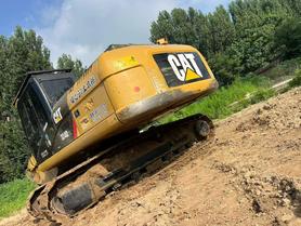 Buy Caterpillar 324D Used Excavator / 2 Buy Caterpillar 324D Used Excavator / 2
