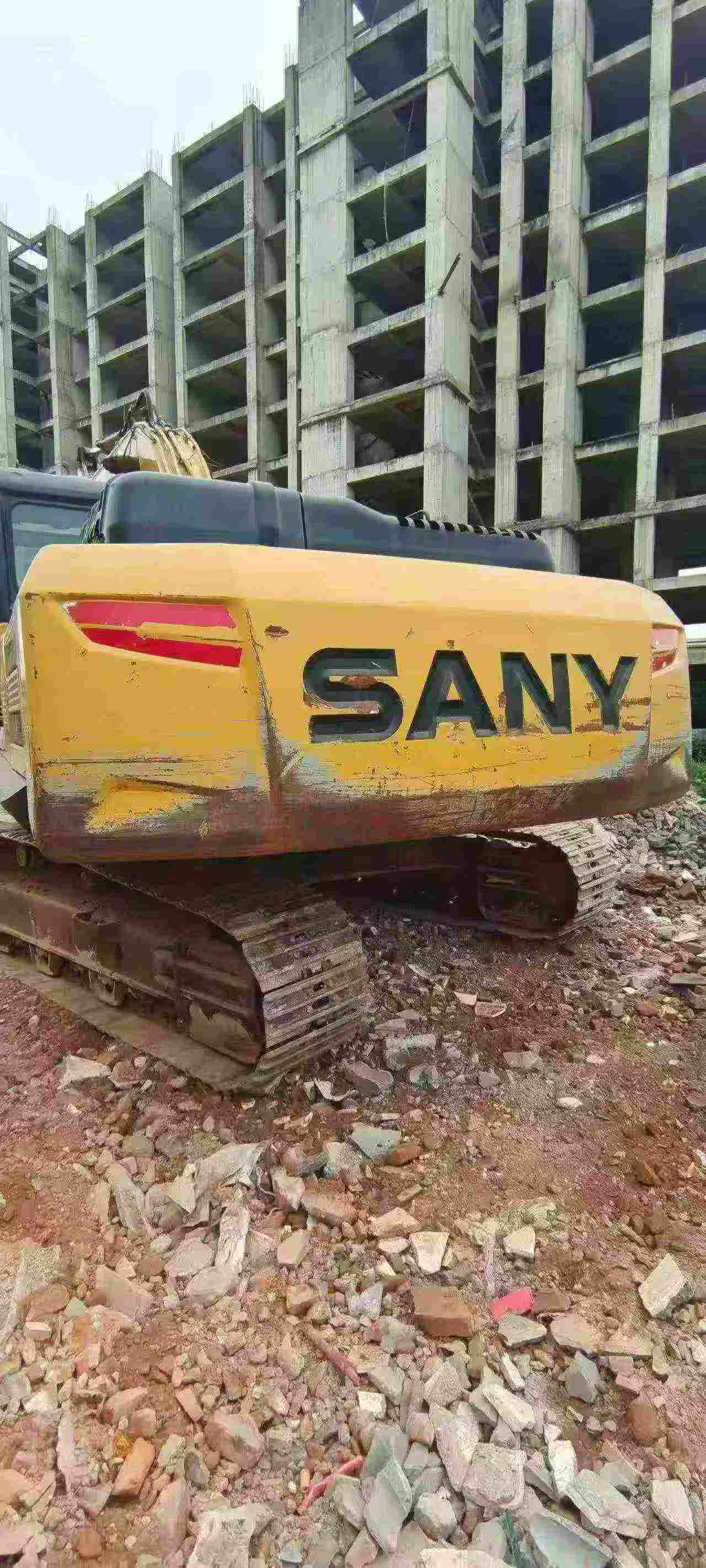 Buy Sany SY245H Used Excavator / 1