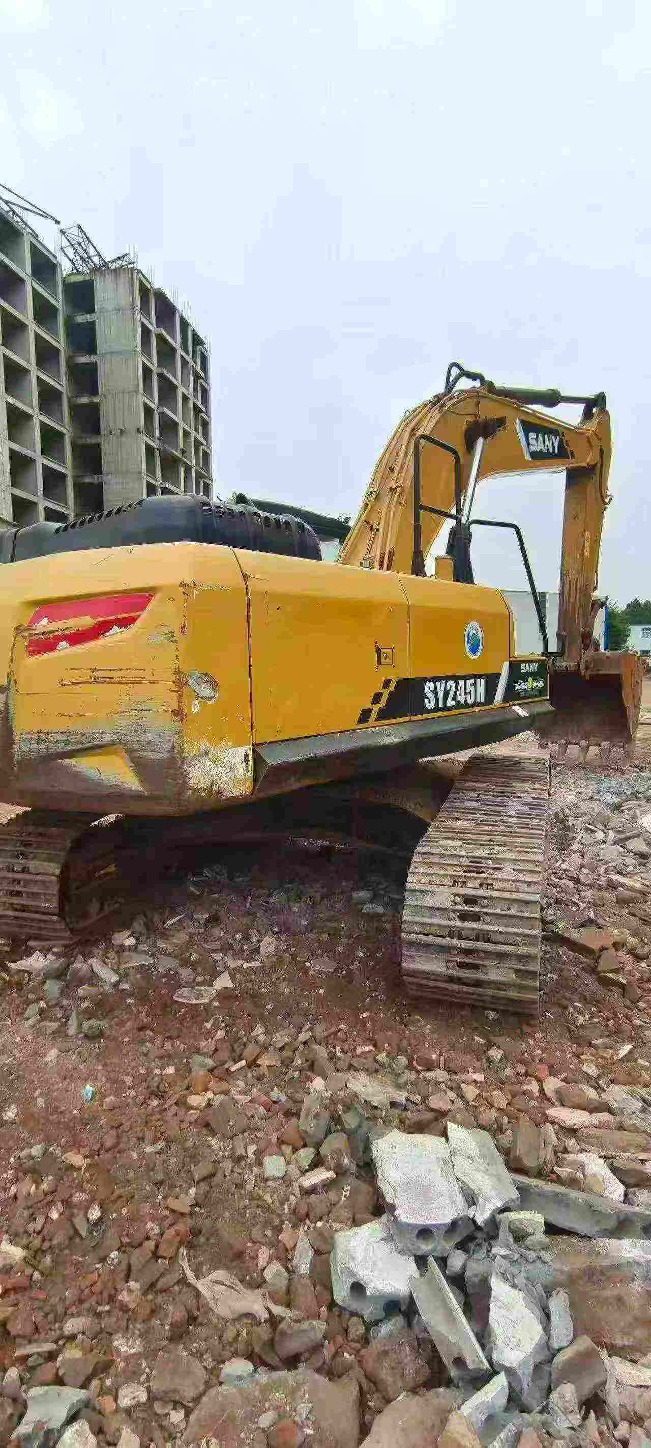 Buy Sany SY245H Used Excavator / 4 Buy Sany SY245H Used Excavator / 4