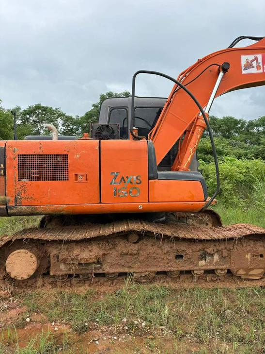 Buy Hitachi Used Excavator / 1