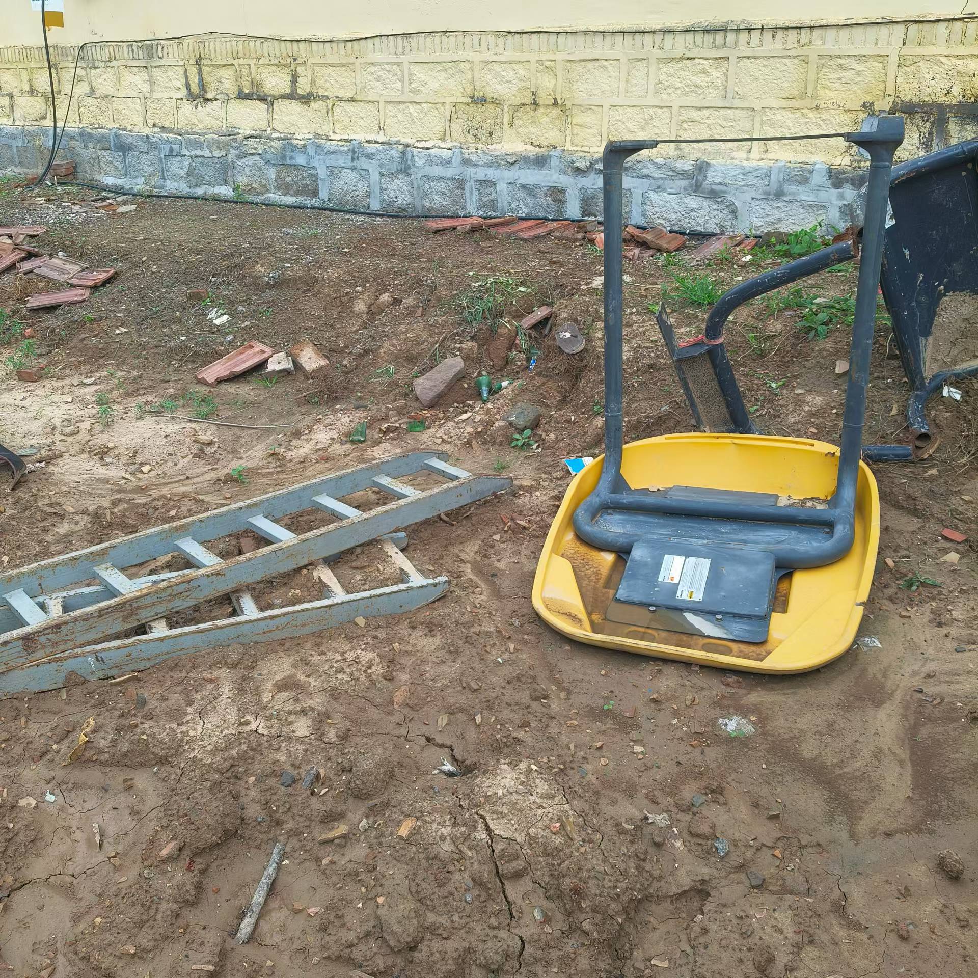 Buy Komatsu PC18MR-2 Used Excavator / 2 Buy Komatsu PC18MR-2 Used Excavator / 2