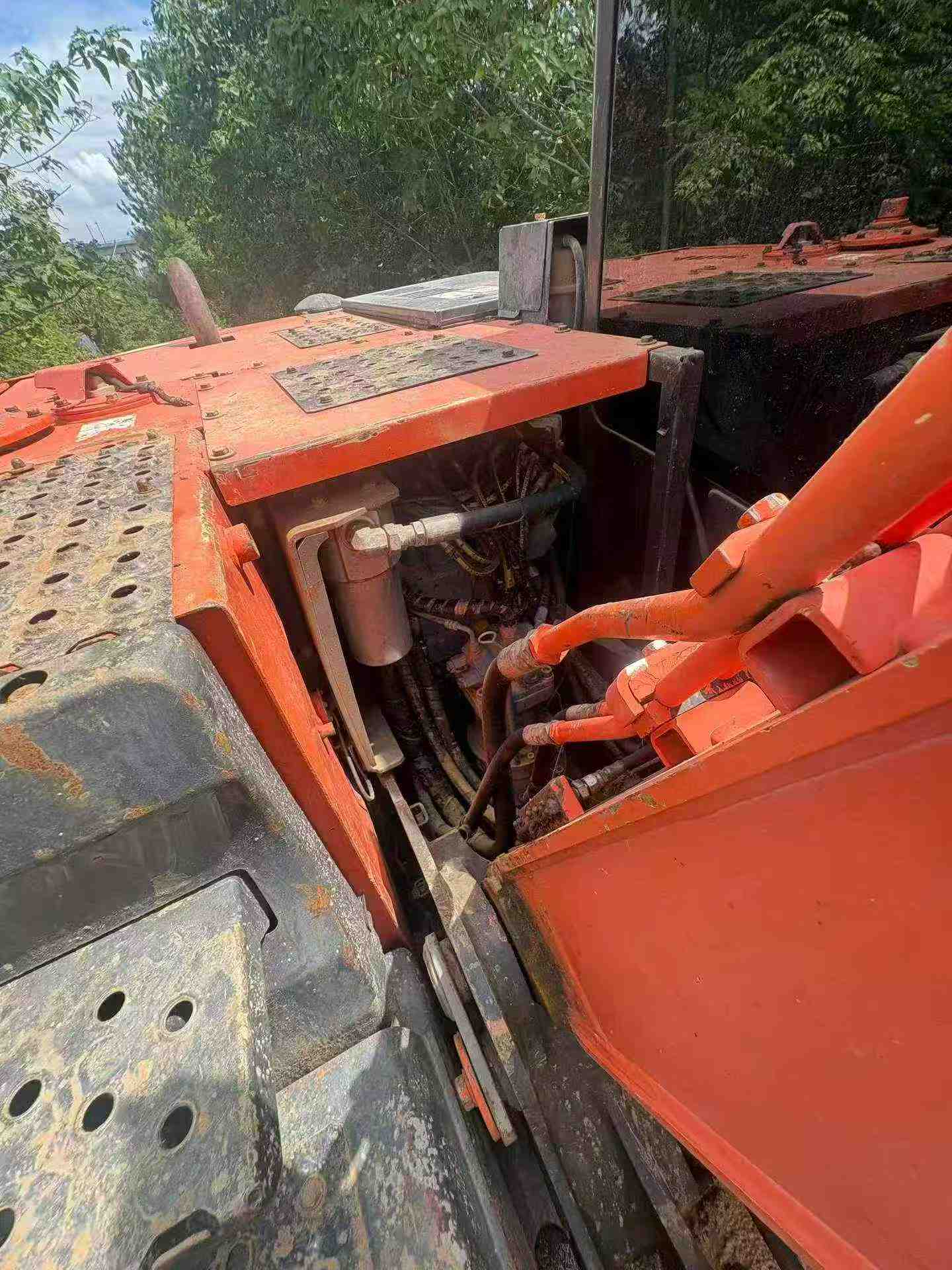 Buy Hitachi ZX130-5A Used Excavator / 6 Buy Hitachi ZX130-5A Used Excavator / 6