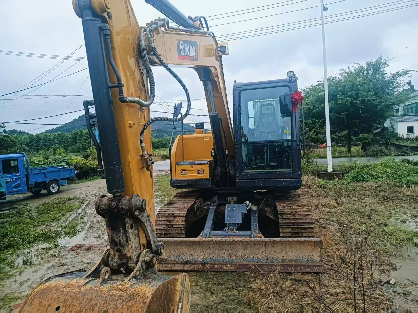Buy XCMG LW400K Used Excavator / 4