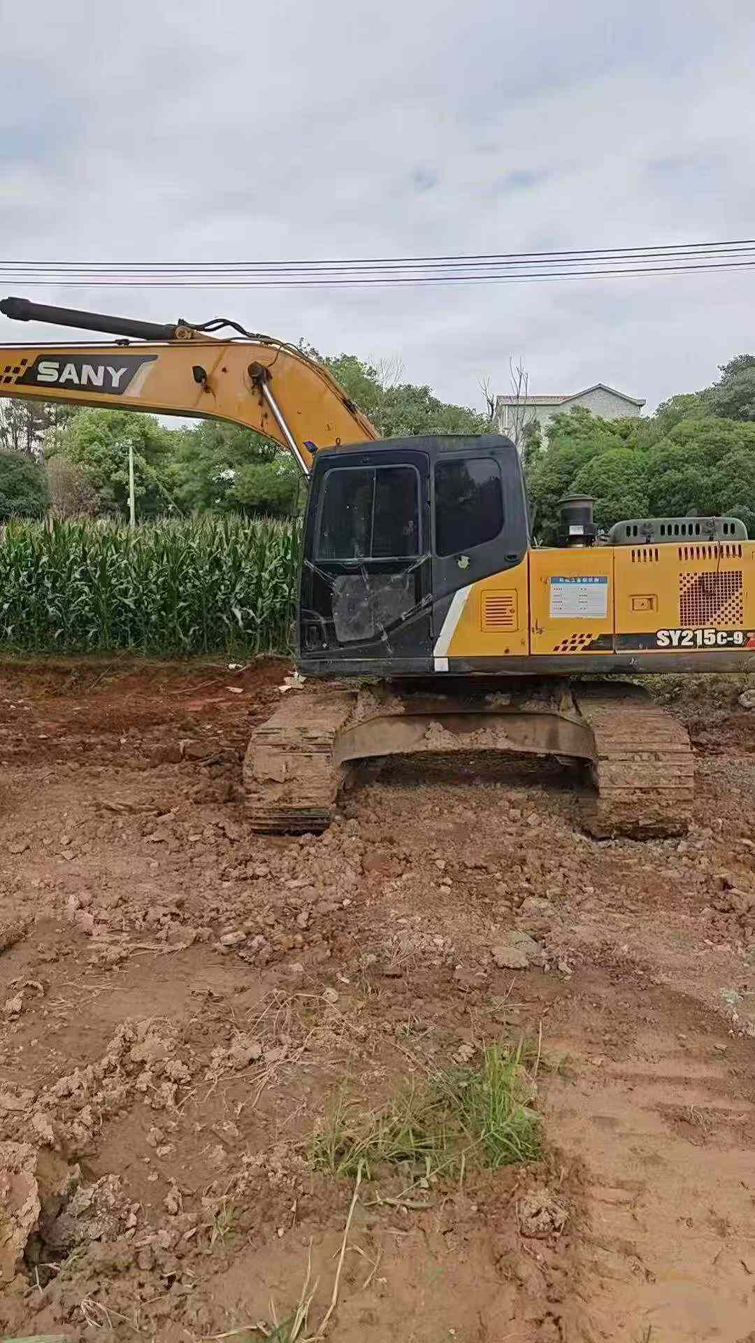 Buy Sany SY215C-8 Used Excavator / 2 Buy Sany SY215C-8 Used Excavator / 2